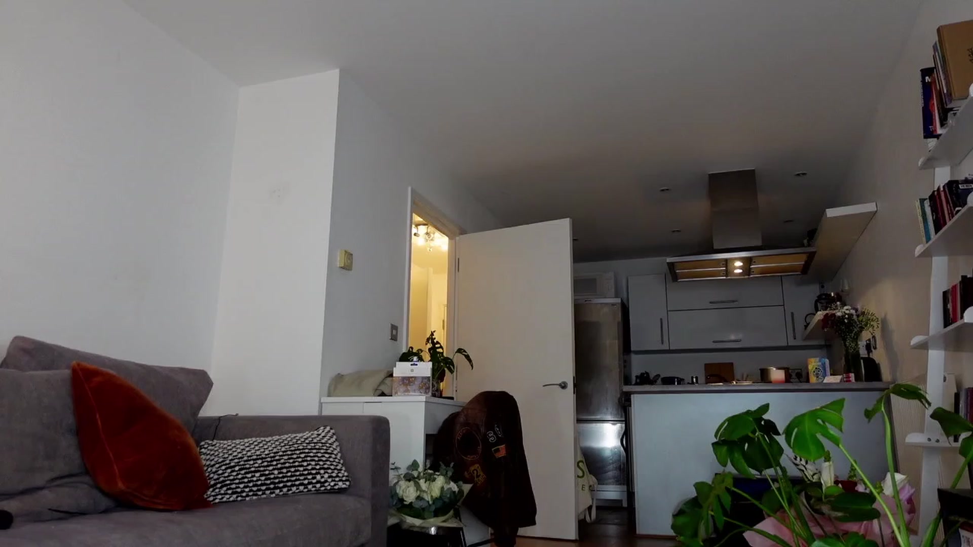 Gallery image thumbnail from BirthdayViv's myfreecams stream on, 01/28/2023, 20:38 image 7 of 20