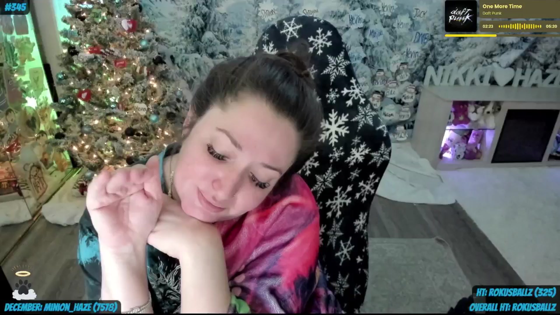 Gallery image thumbnail from Birthday_Haze's myfreecams stream on, 12/31/2025, 14:26 image 10 of 20