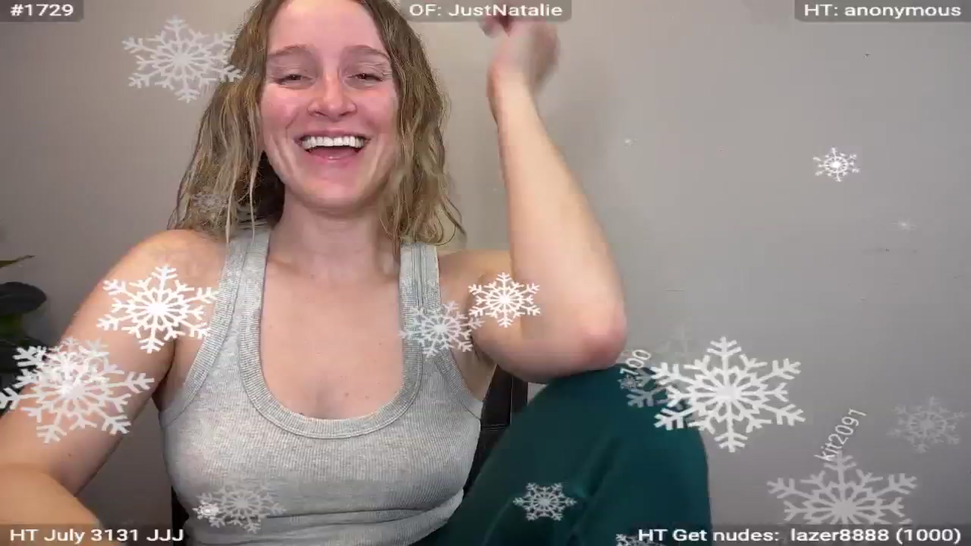 Gallery image thumbnail from Birthday_Nat's myfreecams stream on, 10/13/2024, 01:30 image 17 of 20