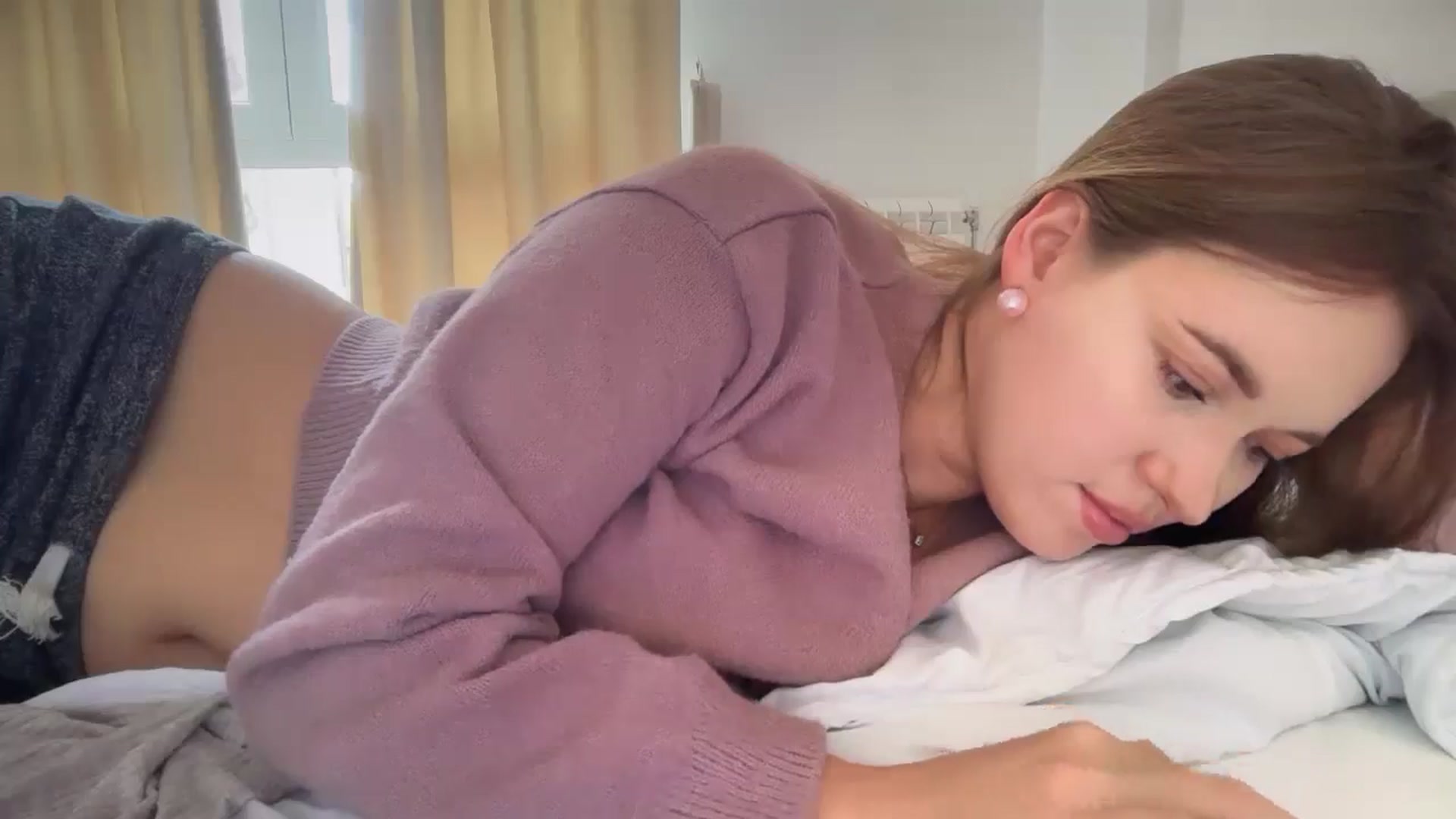 Gallery image thumbnail from Birthday_Sky's myfreecams stream on, 02/16/2025, 12:45 image 3 of 20