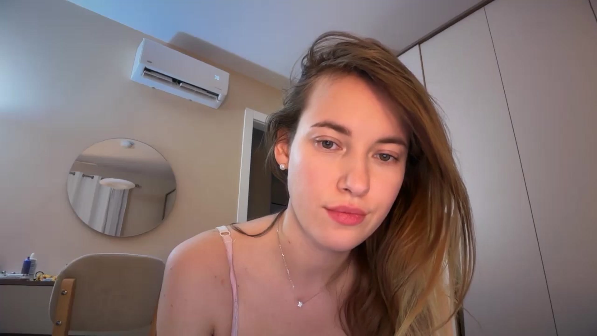 Gallery image thumbnail from Birthday_Sky's myfreecams stream on, 02/17/2026, 07:28 image 13 of 20