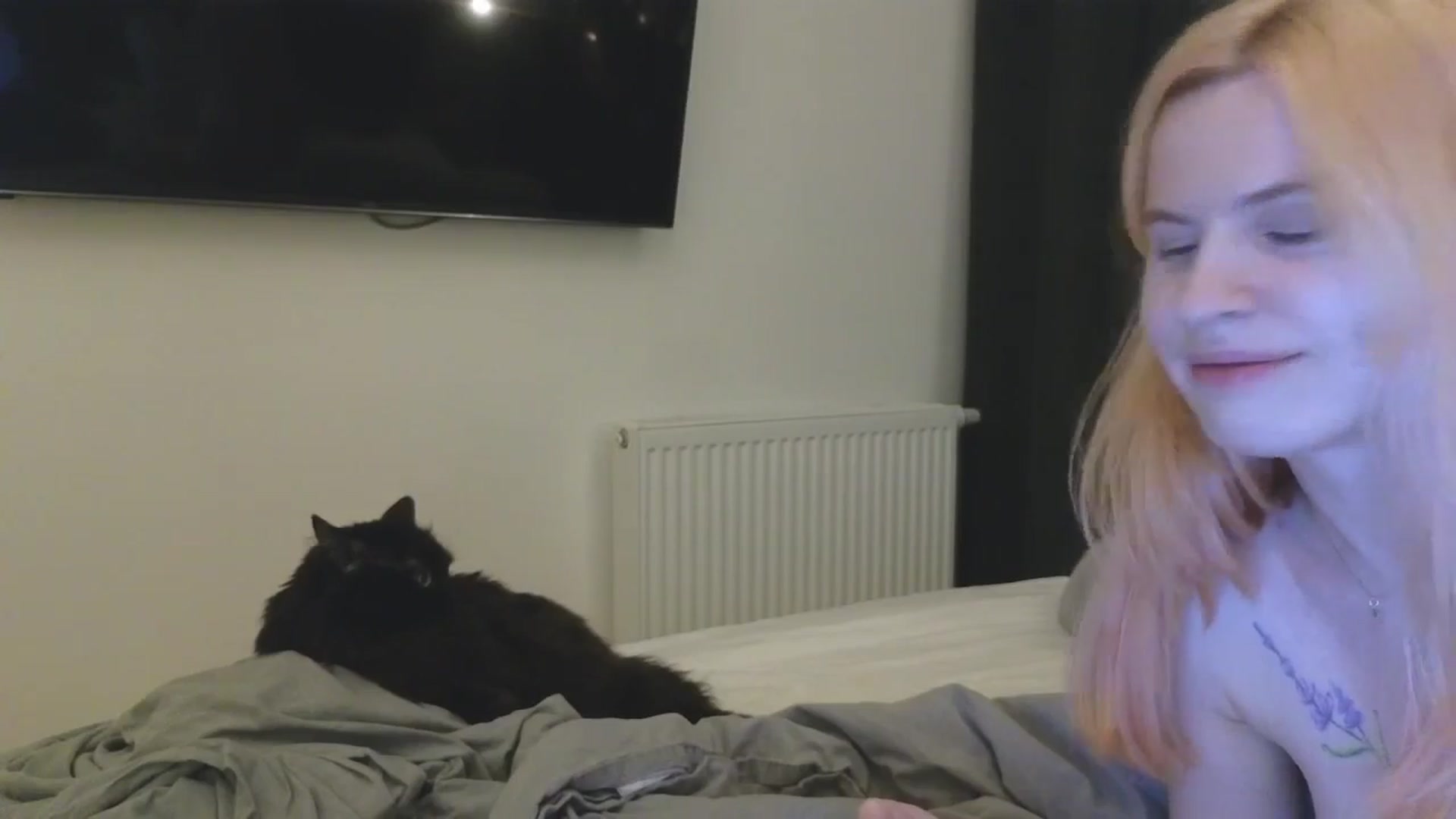 Gallery image thumbnail from Birthday_Yuri's myfreecams stream on, 01/06/2026, 18:59 image 13 of 20