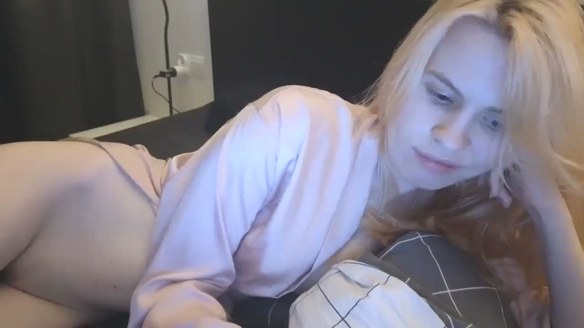 Gallery image thumbnail from Birthday_Yuri's myfreecams stream on, 01/22/2026, 23:12 image 15 of 20