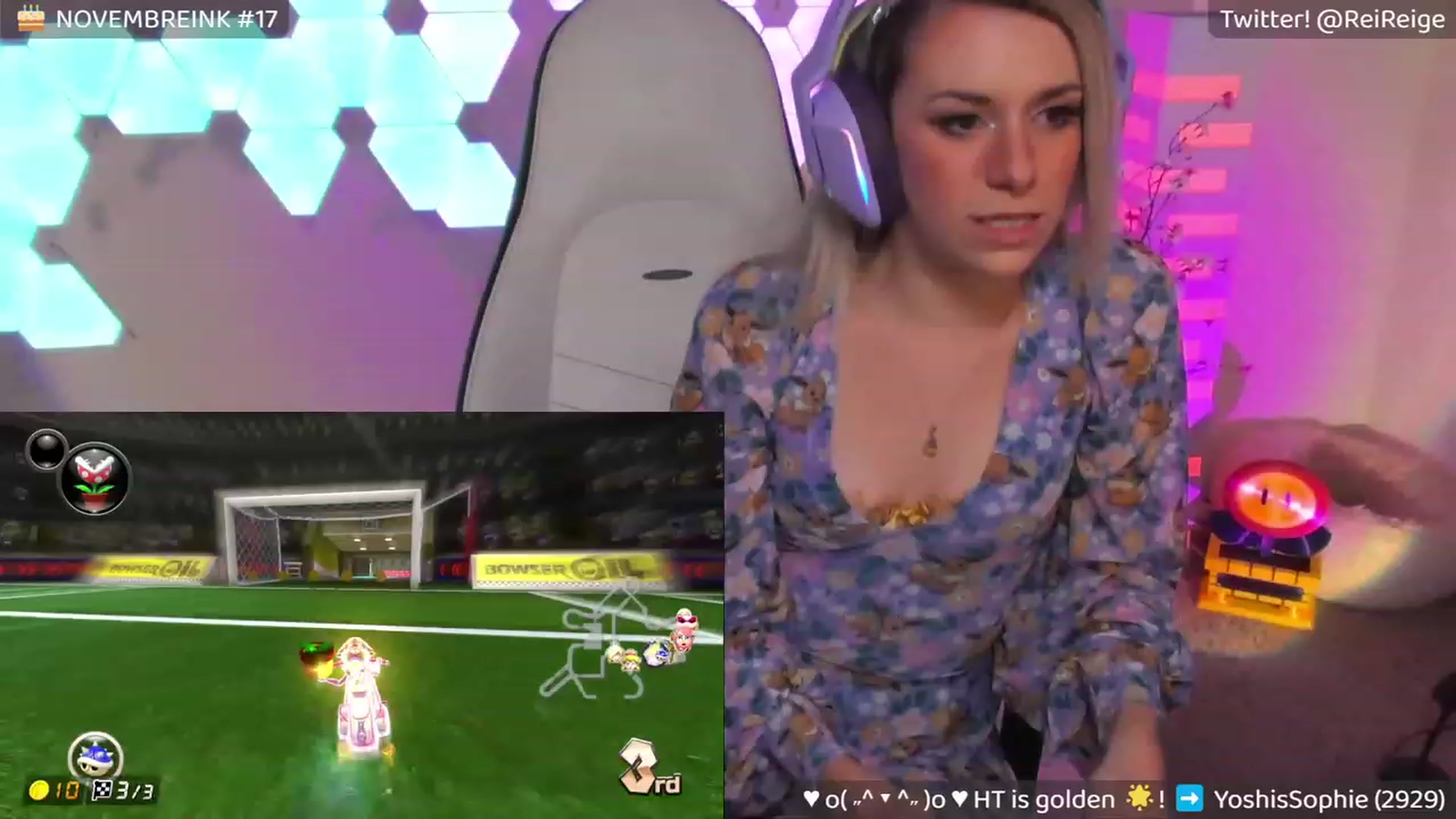 Gallery image thumbnail from Birthdayge's myfreecams stream on, 11/30/2023, 07:04 image 11 of 20