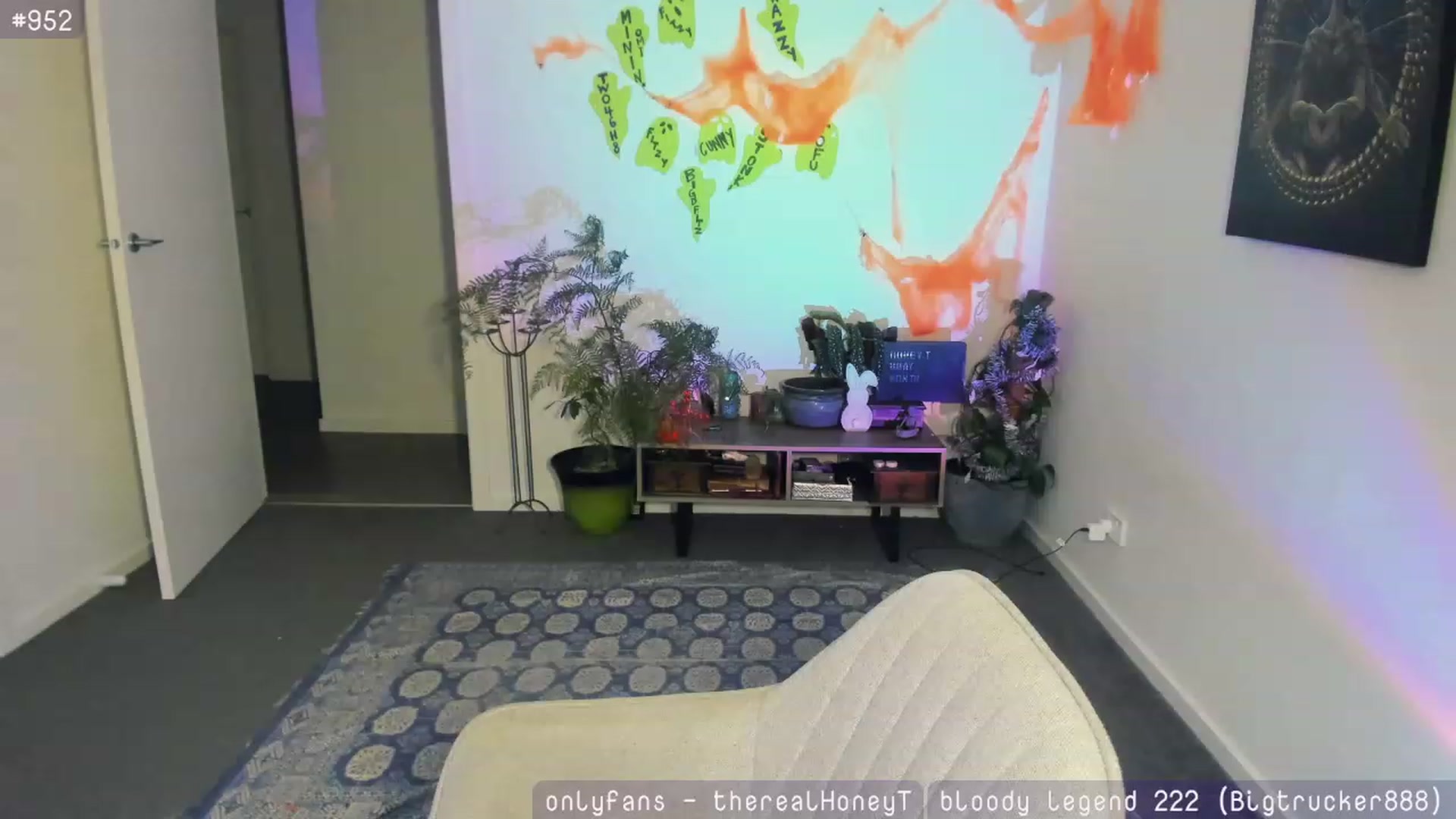 Gallery image thumbnail from Birthdaytits_'s myfreecams stream on, 10/10/2023, 08:42 image 17 of 20