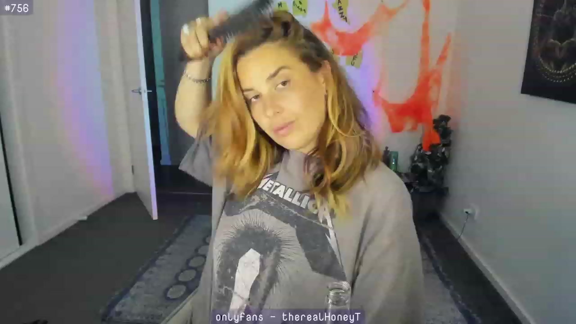 Gallery image thumbnail from Birthdaytits_'s myfreecams stream on, 10/19/2023, 10:04 image 12 of 20