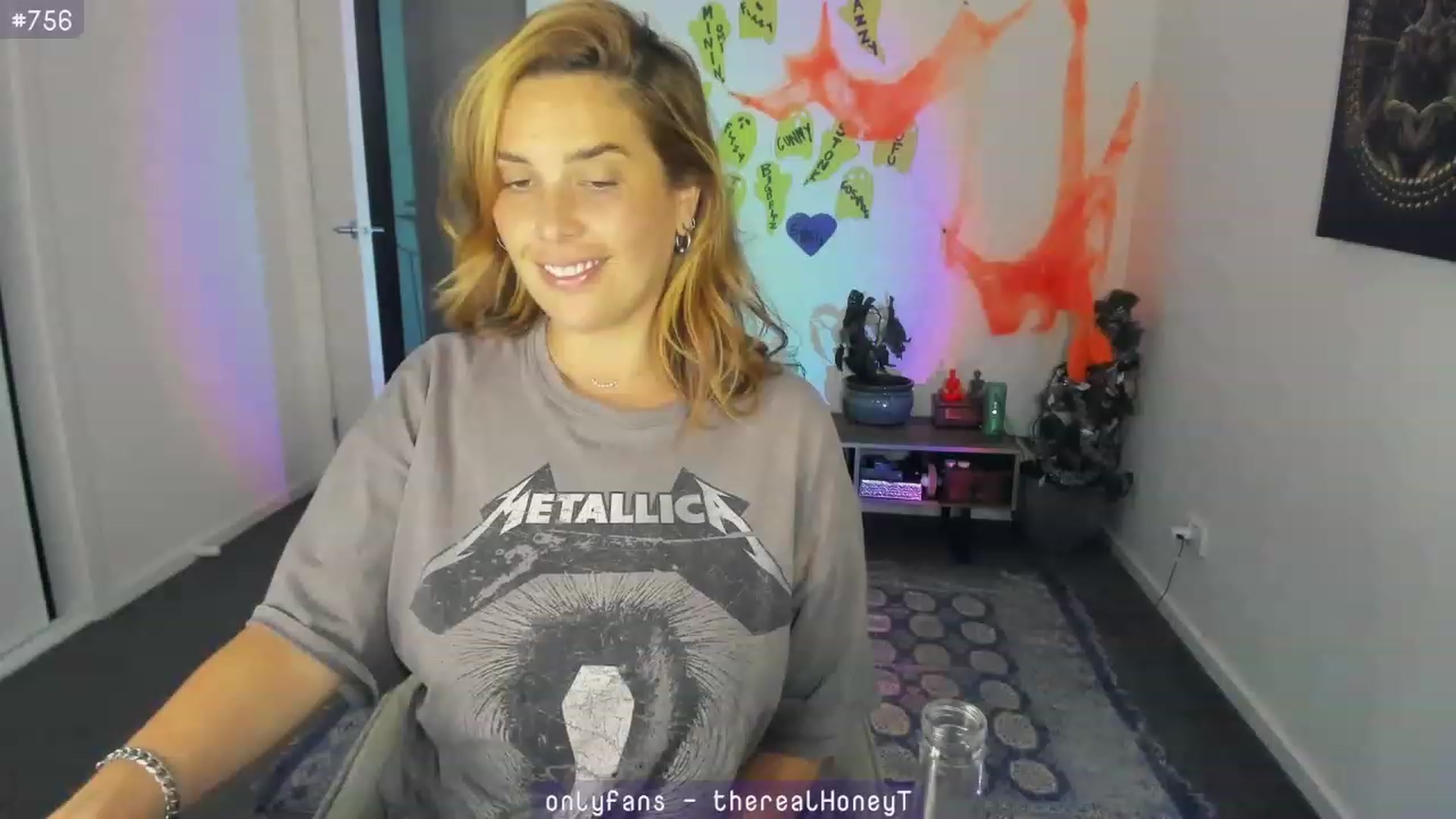Gallery image thumbnail from Birthdaytits_'s myfreecams stream on, 10/19/2023, 10:04 image 11 of 20