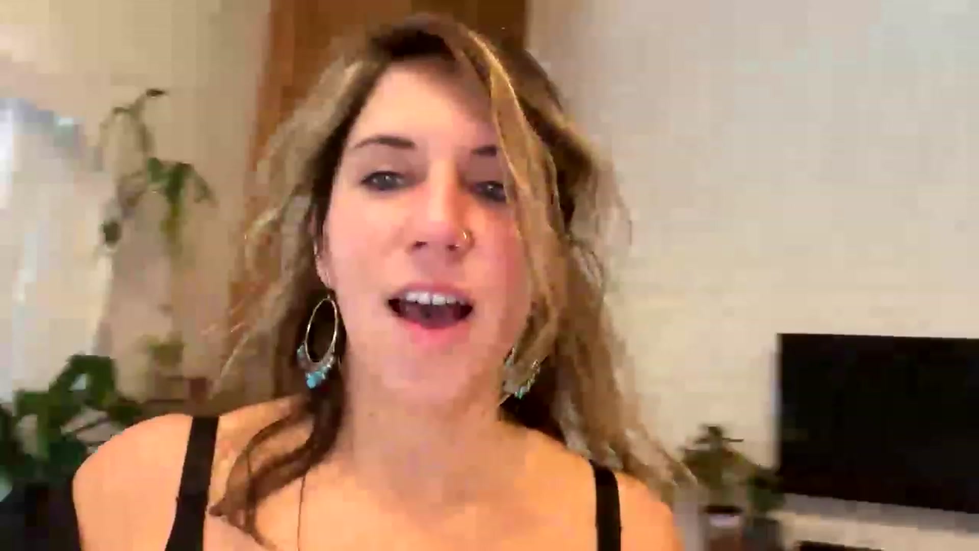 Gallery image thumbnail from BitchinBeth's myfreecams stream on, 03/06/2023, 18:01 image 4 of 20
