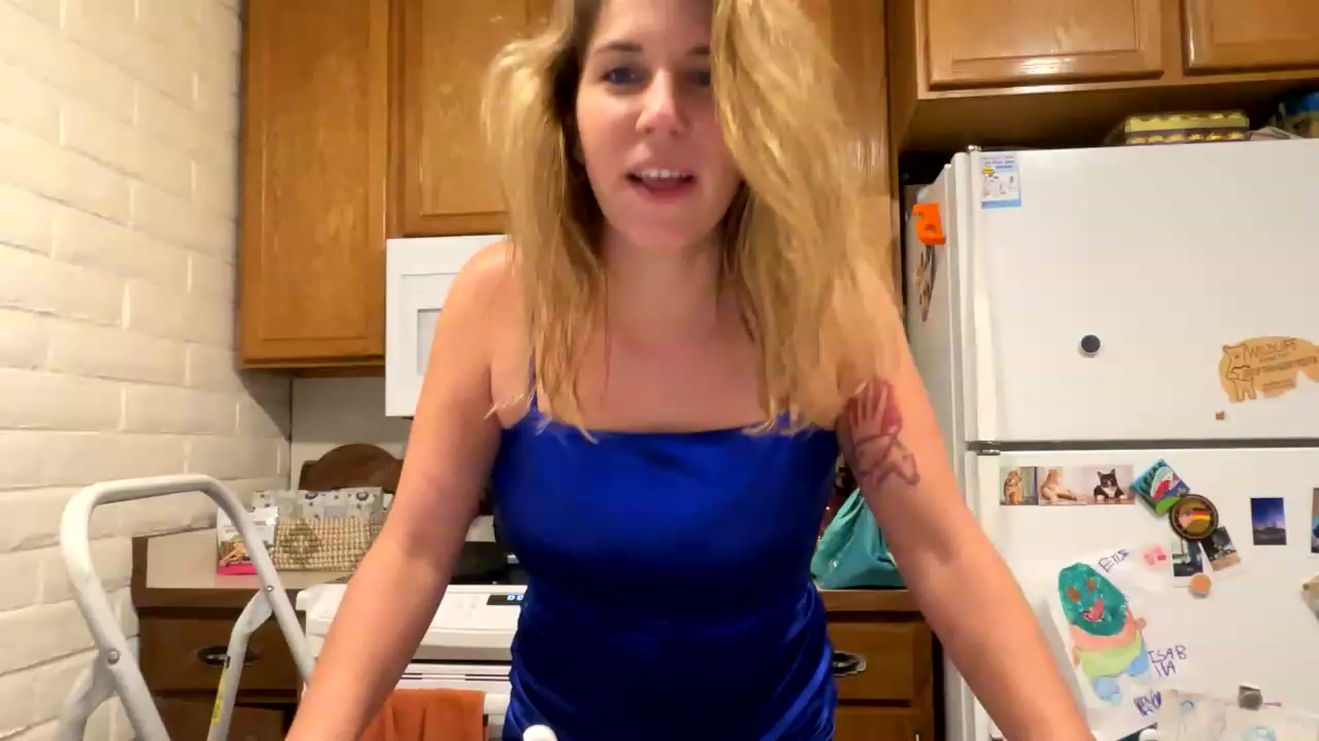 Gallery image thumbnail from BitchinBeth's myfreecams stream on, 03/14/2023, 17:25 image 5 of 20