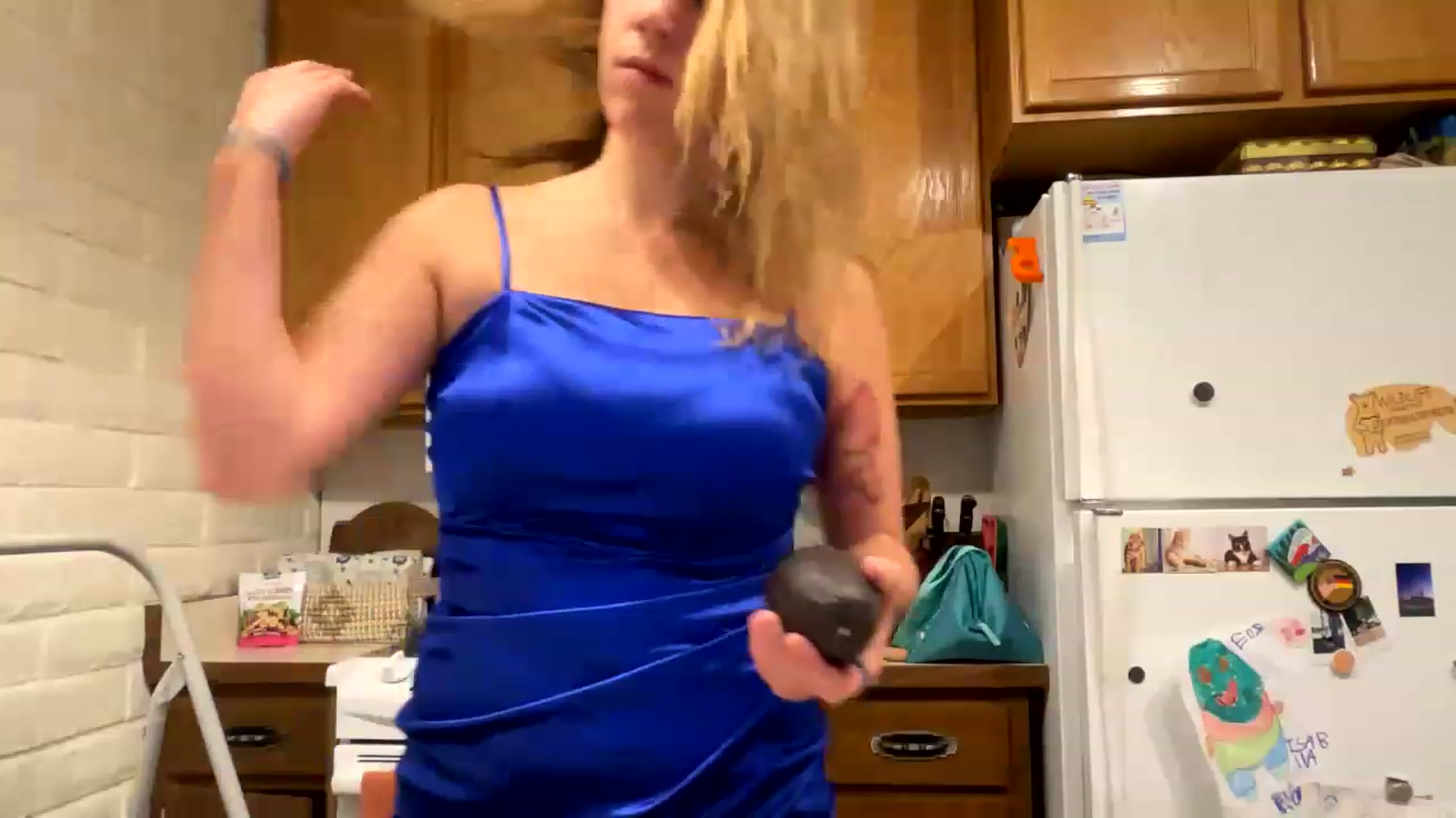 Gallery image thumbnail from BitchinBeth's myfreecams stream on, 03/14/2023, 17:25 image 18 of 20
