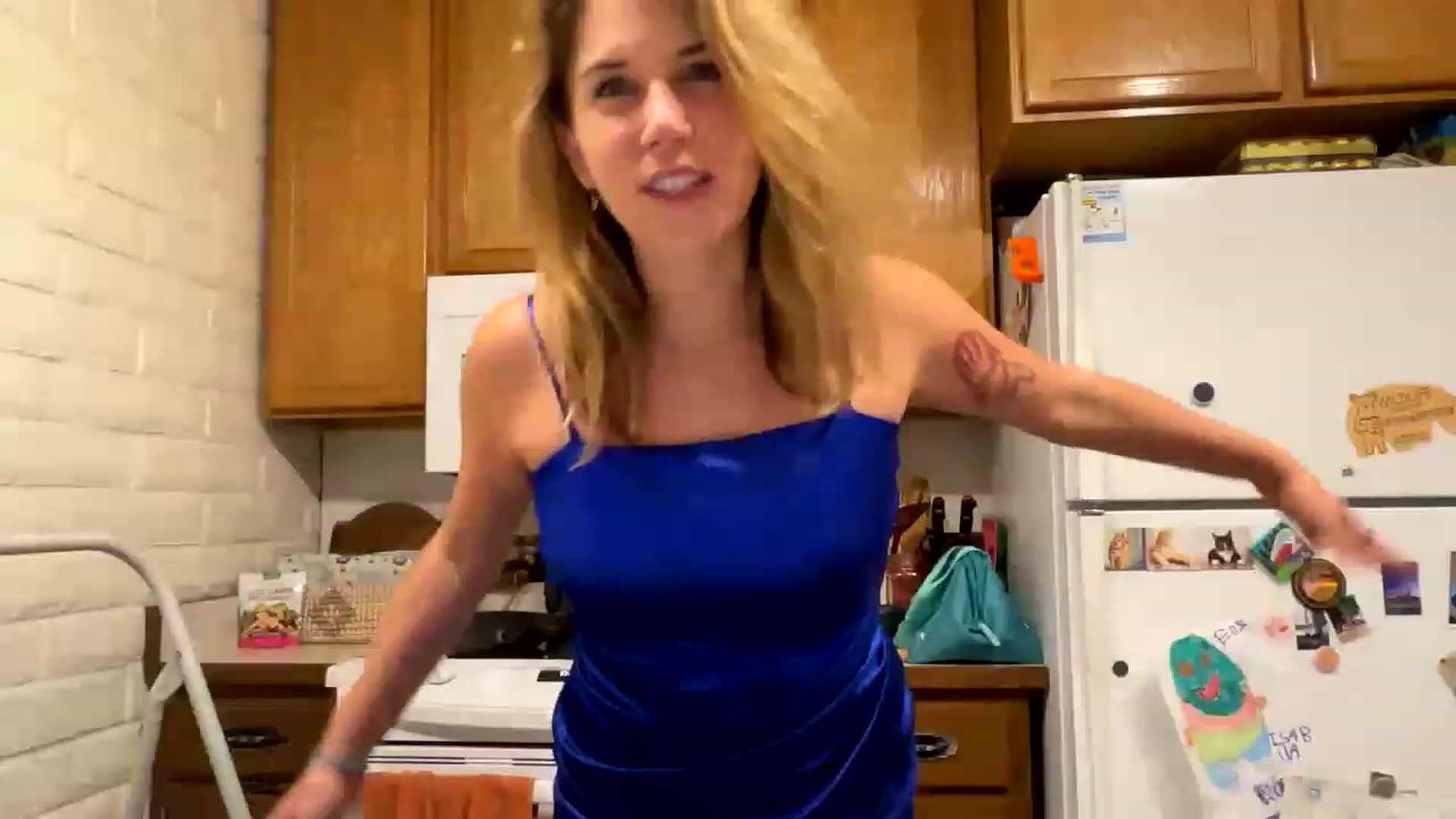 Gallery image thumbnail from BitchinBeth's myfreecams stream on, 03/14/2023, 17:25 image 17 of 20