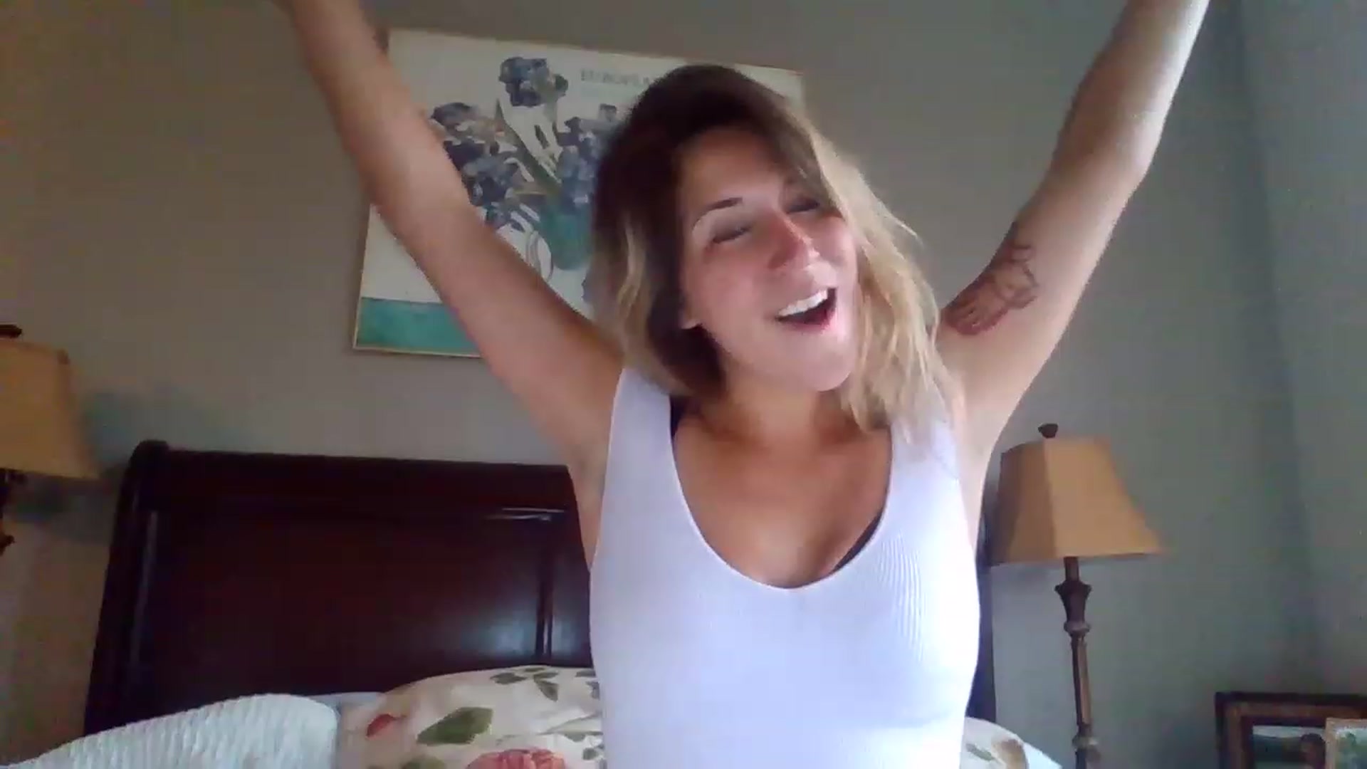 Gallery image thumbnail from BitchinBeth's myfreecams stream on, 08/23/2023, 16:20 image 13 of 20