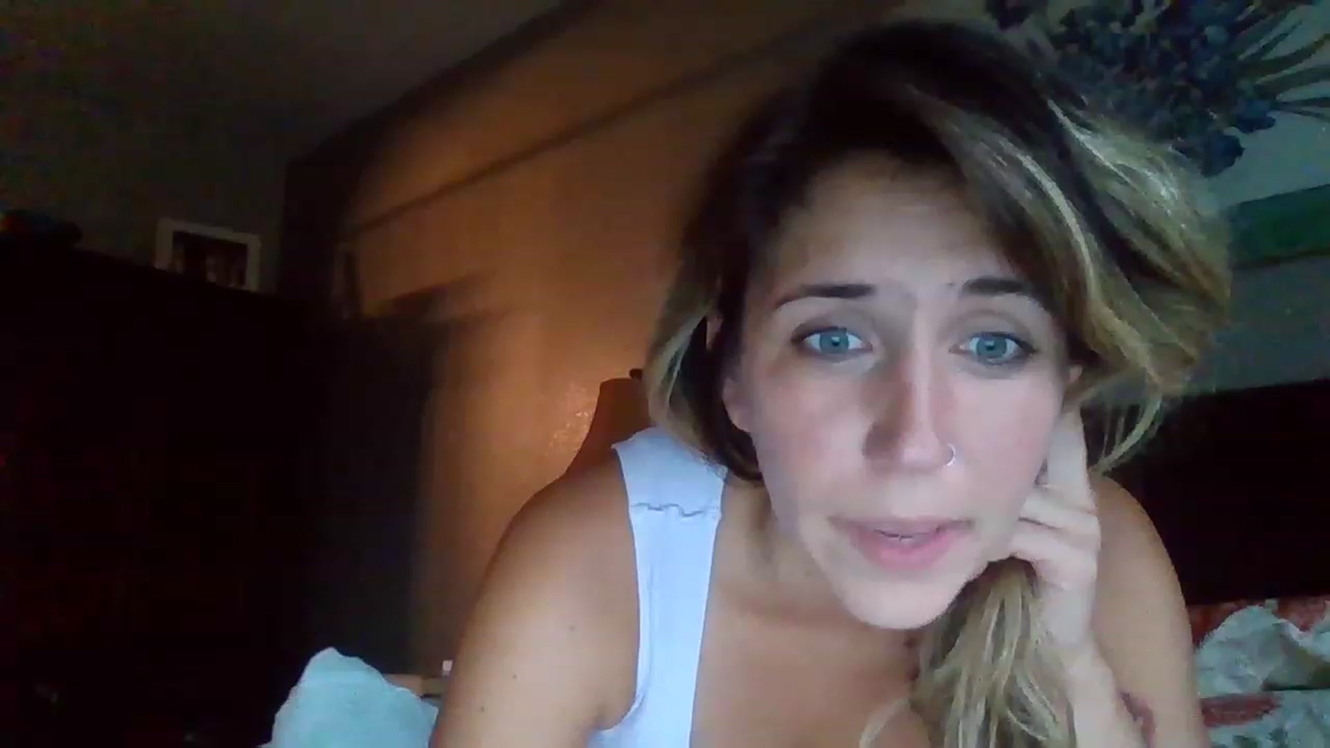 Gallery image thumbnail from BitchinBeth's myfreecams stream on, 08/23/2023, 17:21 image 18 of 20