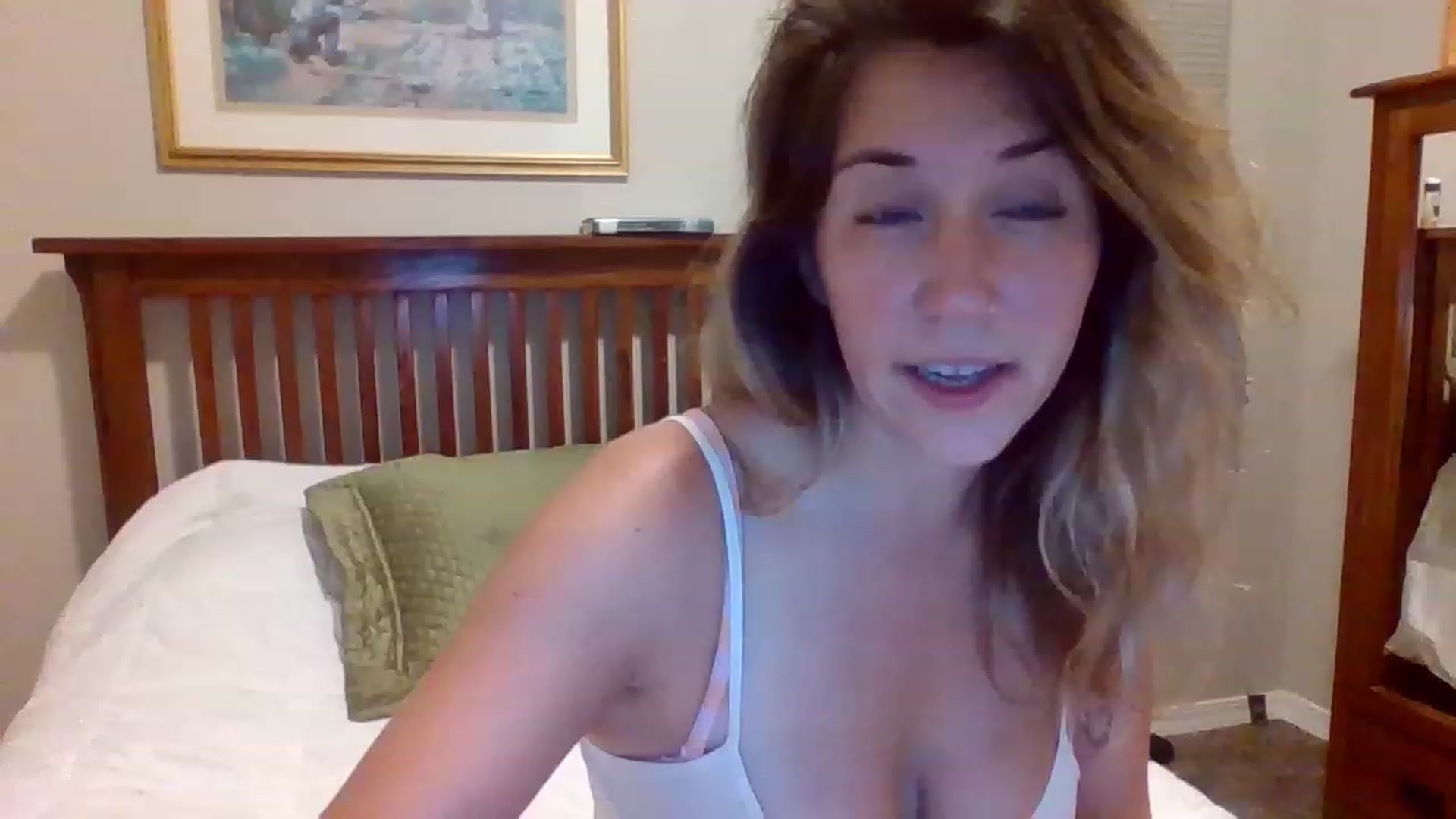 Gallery image thumbnail from BitchinBeth's myfreecams stream on, 08/27/2023, 06:28 image 16 of 20