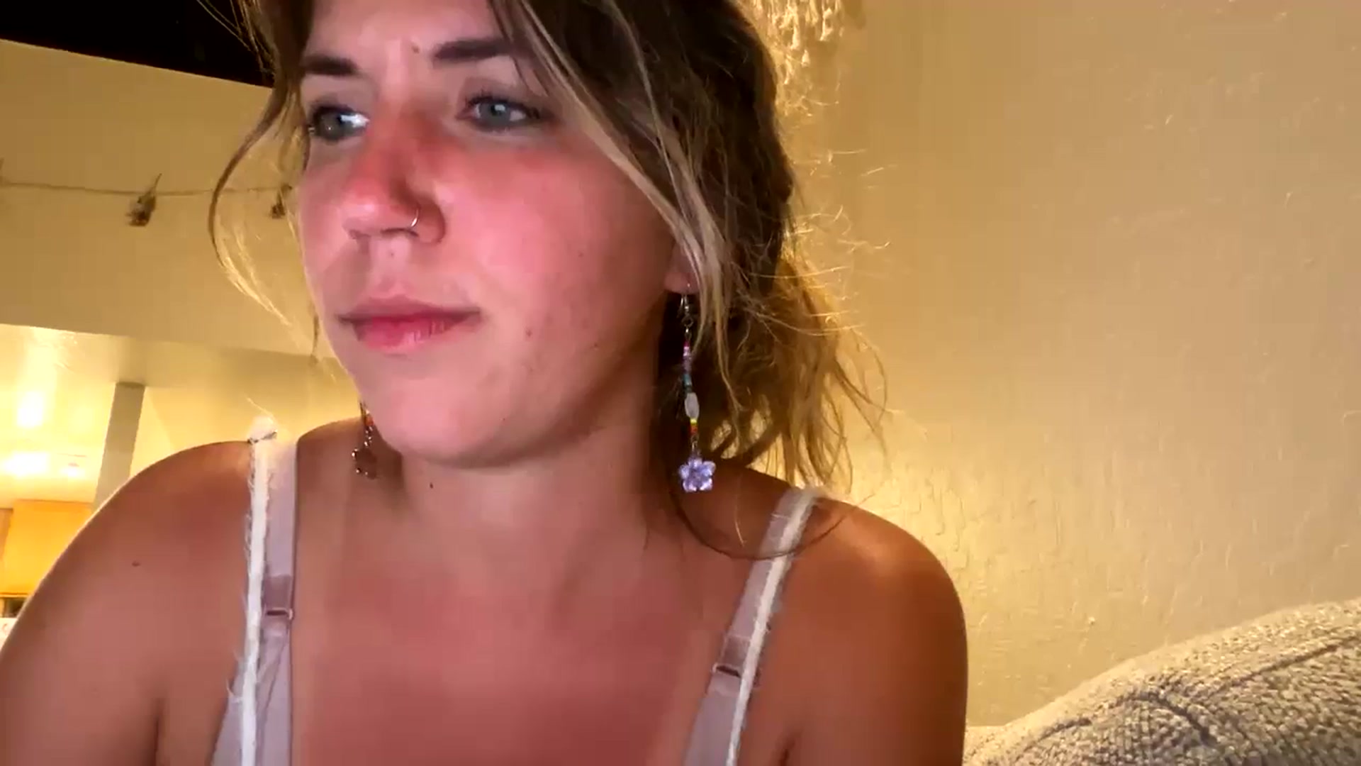 Gallery image thumbnail from BitchinBeth's myfreecams stream on, 09/08/2023, 05:47 image 18 of 20