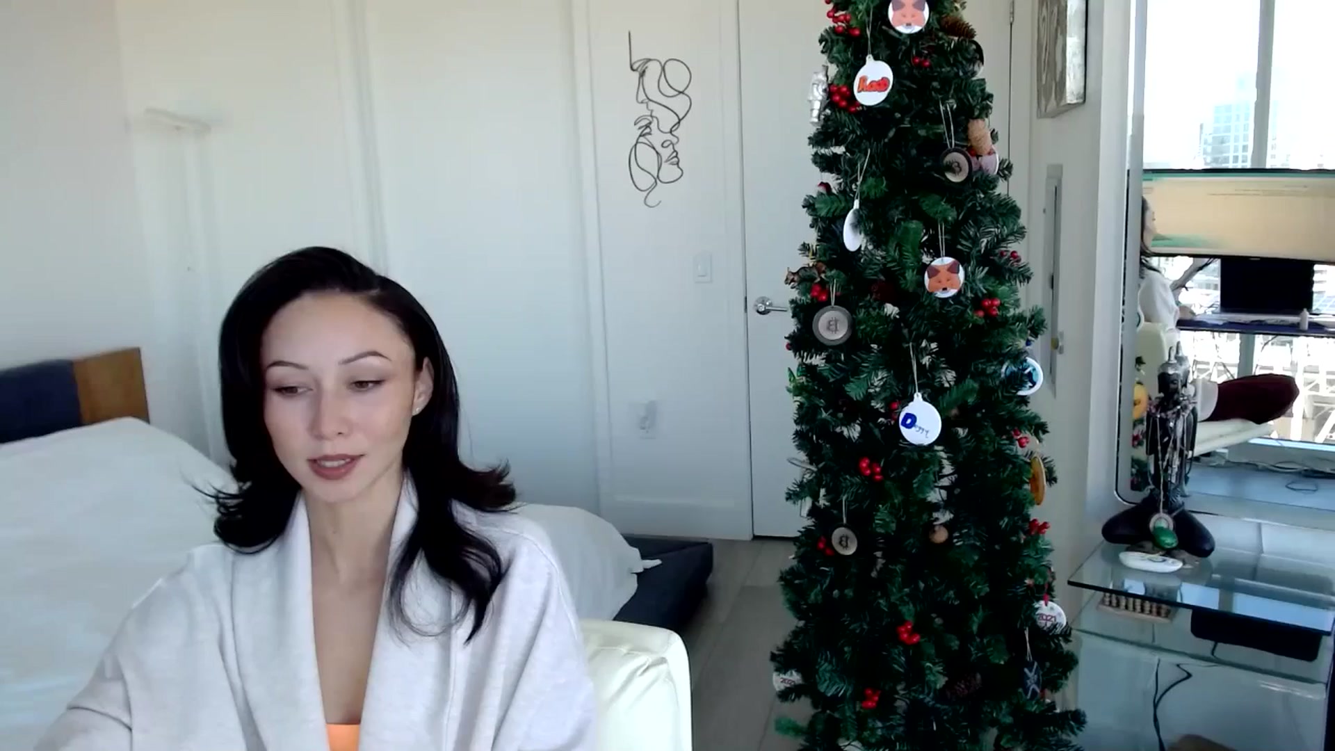 Gallery image thumbnail from BitcoinB00M's myfreecams stream on, 12/18/2024, 22:40 image 1 of 20