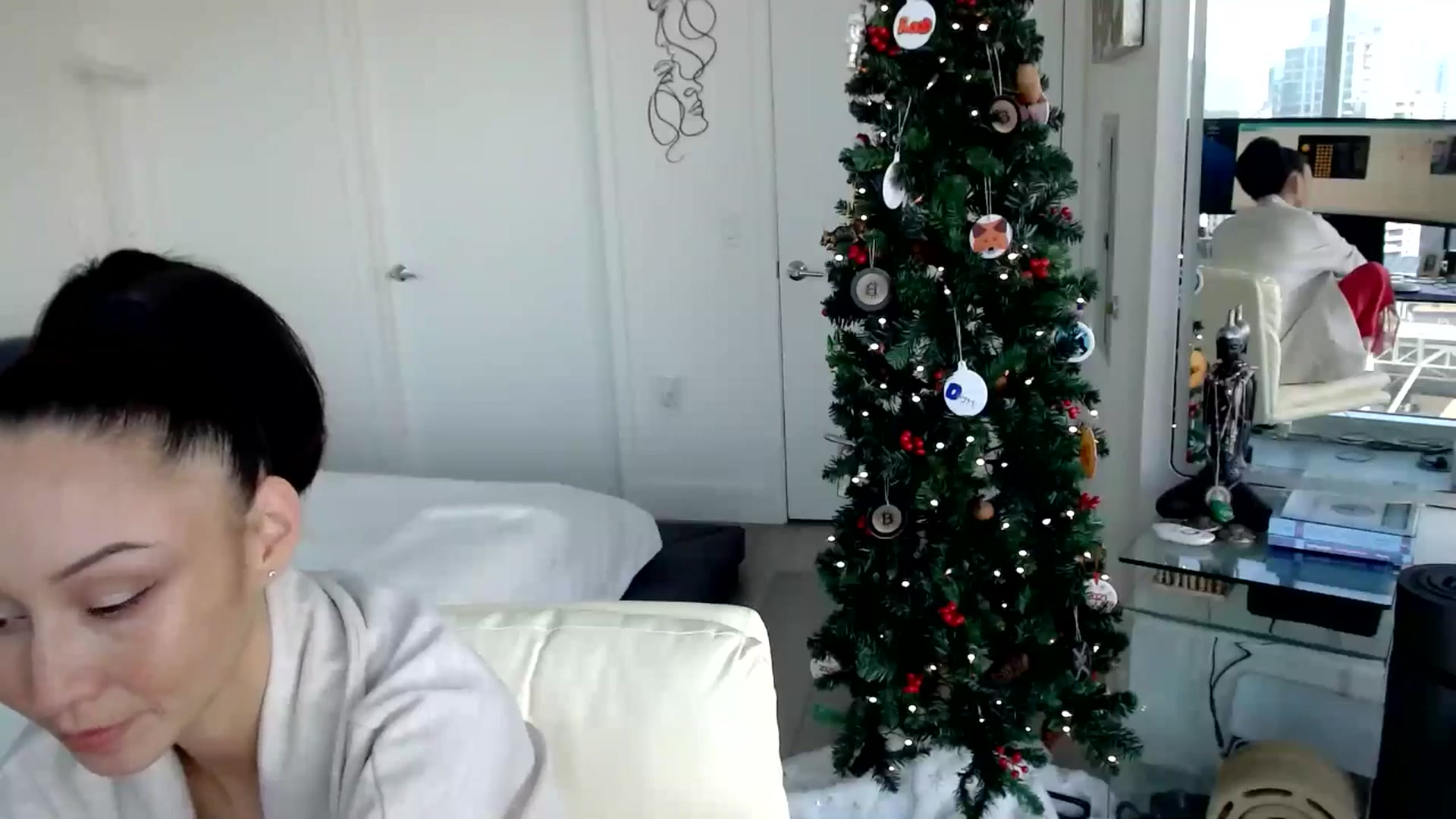 Gallery image thumbnail from BitcoinB00M's myfreecams stream on, 12/23/2024, 21:09 image 9 of 20
