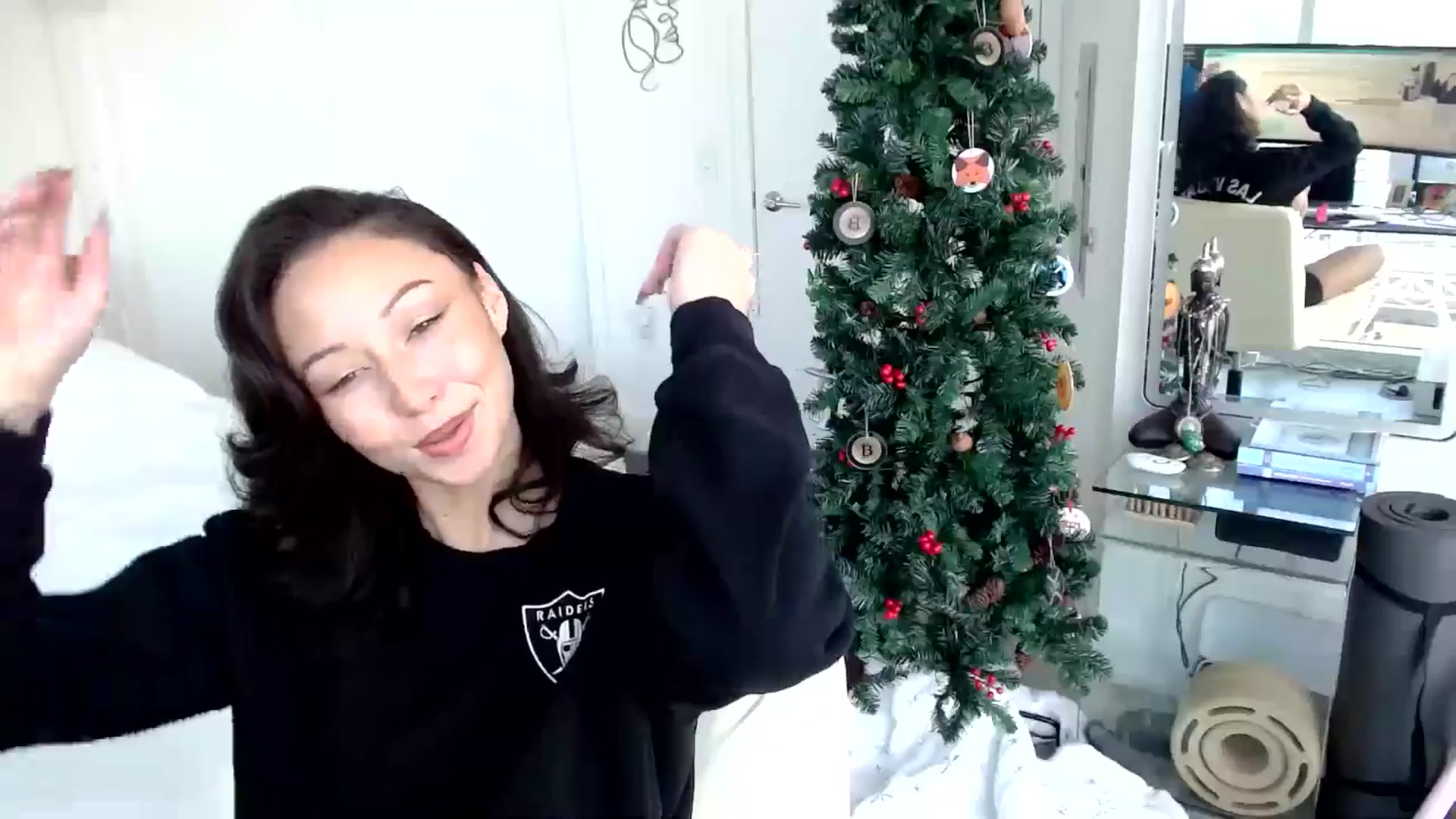 Gallery image thumbnail from BitcoinB00M's myfreecams stream on, 12/26/2024, 21:52 image 3 of 20