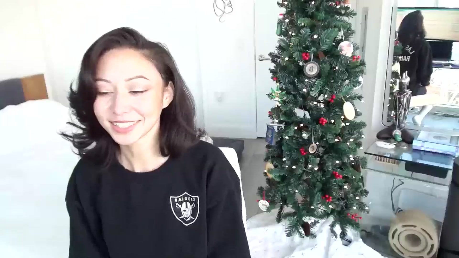 Gallery image thumbnail from BitcoinB00M's myfreecams stream on, 12/26/2024, 21:52 image 9 of 20
