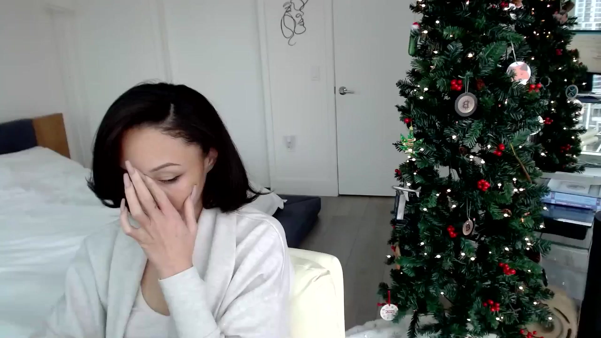 Gallery image thumbnail from BitcoinB00M's myfreecams stream on, 12/27/2024, 21:28 image 7 of 20