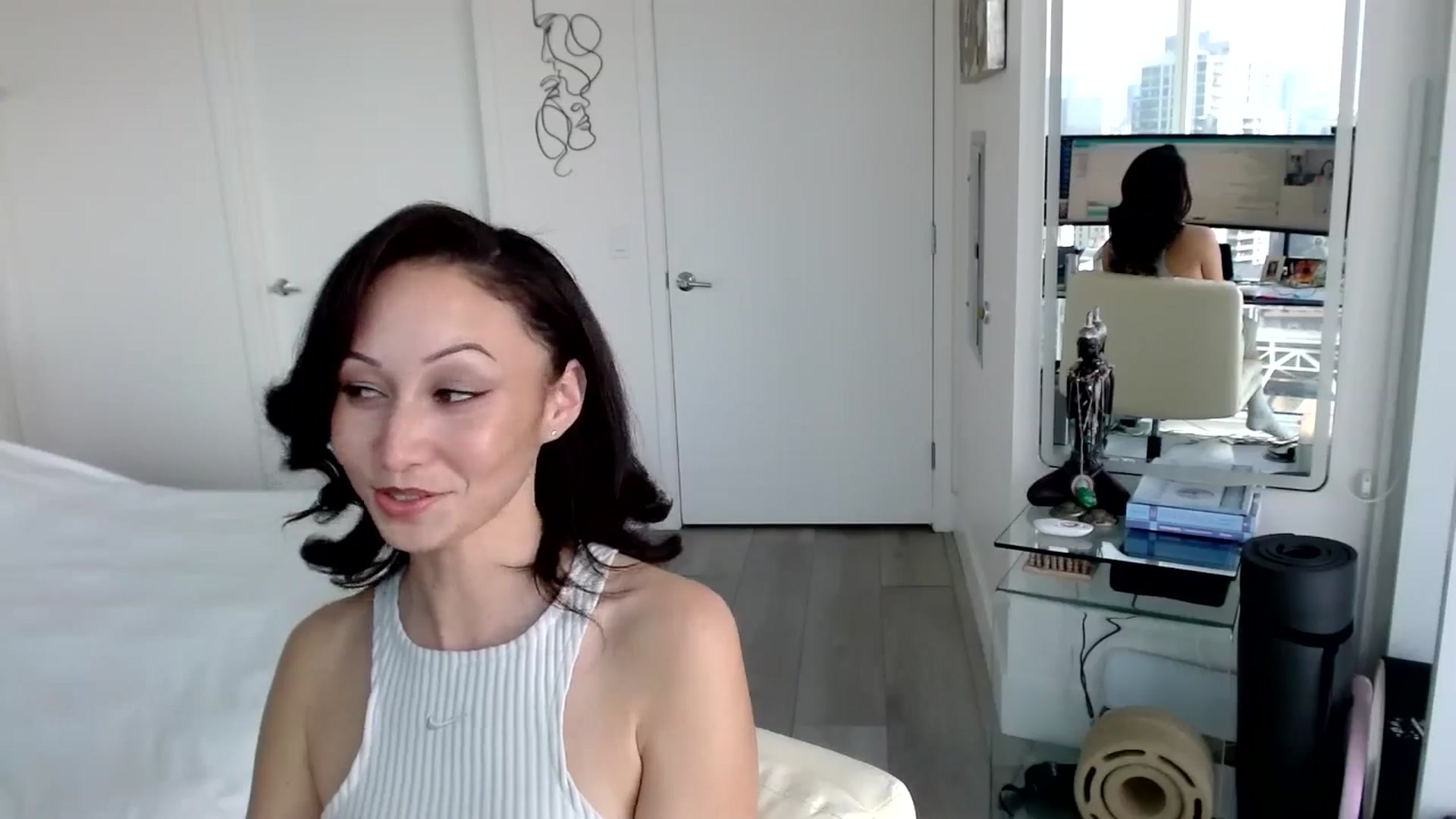 Gallery image thumbnail from BitcoinB00M's myfreecams stream on, 01/03/2025, 21:41 image 18 of 20