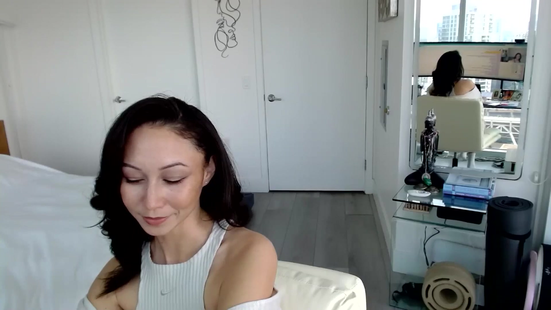Gallery image thumbnail from BitcoinB00M's myfreecams stream on, 01/03/2025, 21:41 image 9 of 20