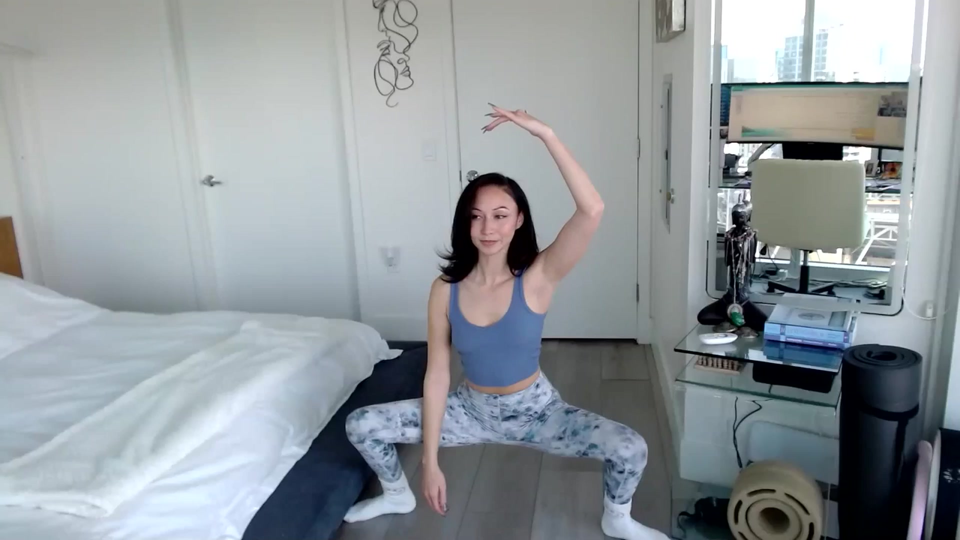 Gallery image thumbnail from BitcoinB00M's myfreecams stream on, 01/04/2025, 22:03 image 5 of 20