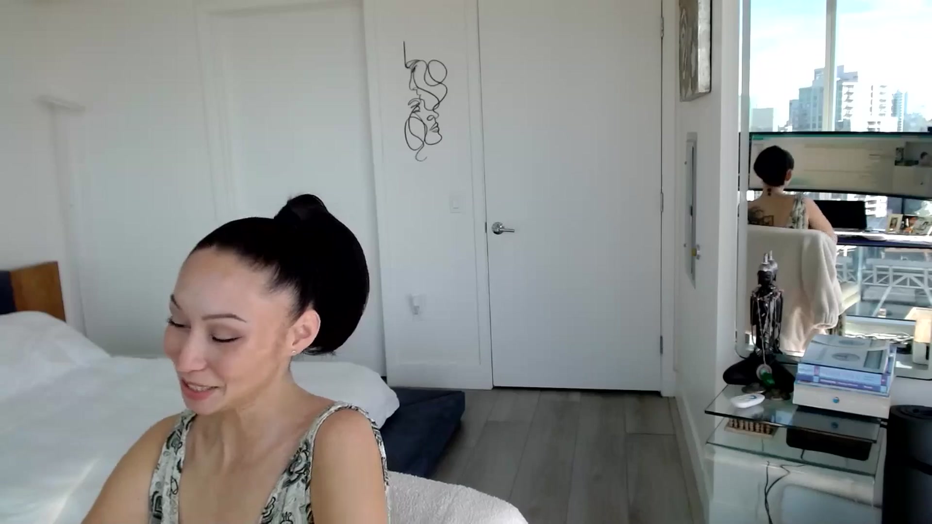 Gallery image thumbnail from BitcoinB00M's myfreecams stream on, 01/06/2025, 22:39 image 11 of 20