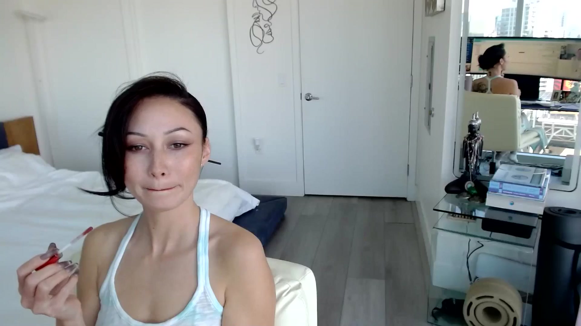 Gallery image thumbnail from BitcoinB00M's myfreecams stream on, 01/11/2025, 22:07 image 12 of 20