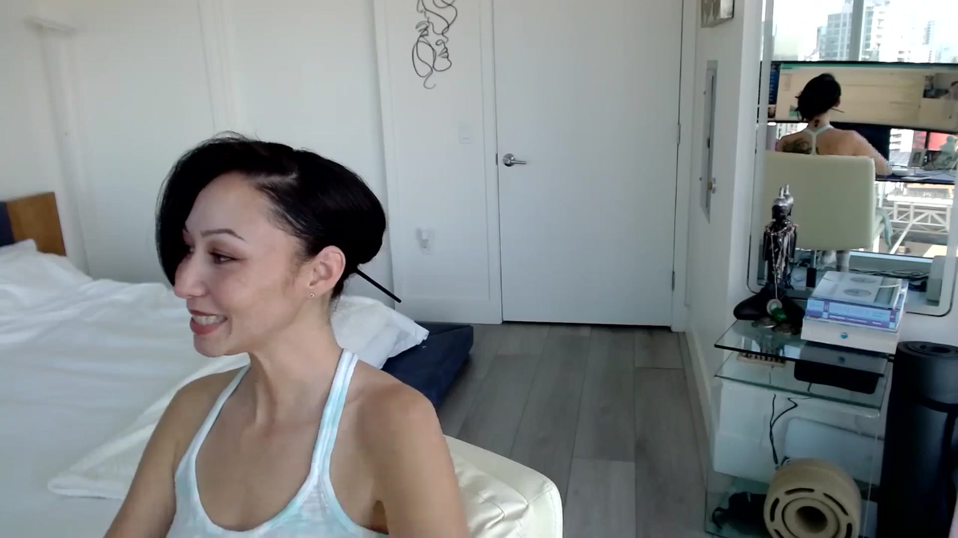 Gallery image thumbnail from BitcoinB00M's myfreecams stream on, 01/11/2025, 22:07 image 13 of 20