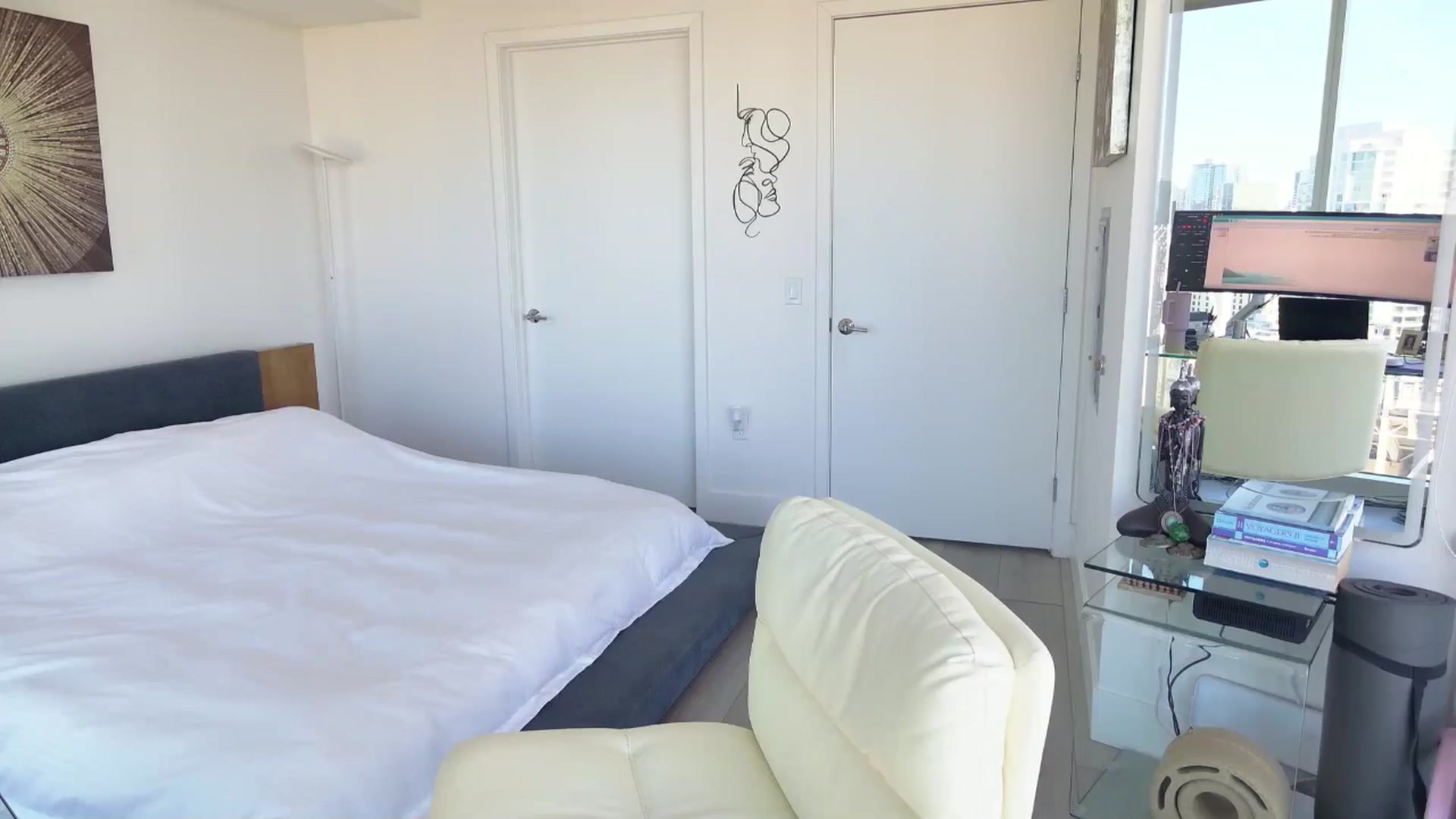 Gallery image thumbnail from BitcoinB00M's myfreecams stream on, 01/13/2025, 20:21 image 4 of 20