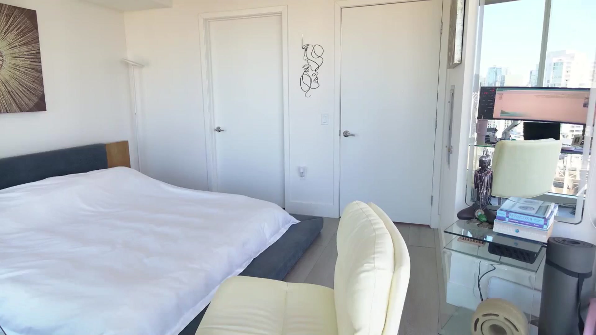 Gallery image thumbnail from BitcoinB00M's myfreecams stream on, 01/13/2025, 20:21 image 12 of 20