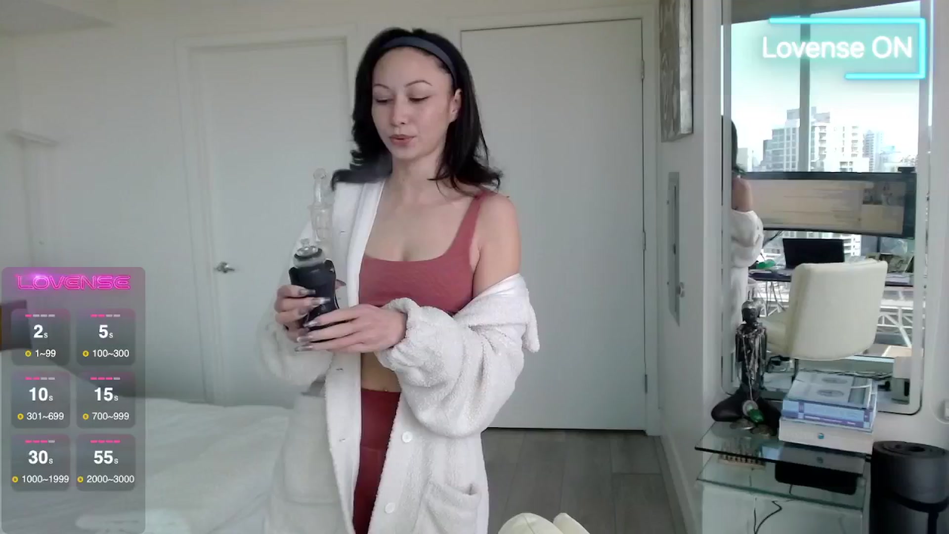 Gallery image thumbnail from BitcoinB00M's myfreecams stream on, 01/17/2025, 21:59 image 3 of 20