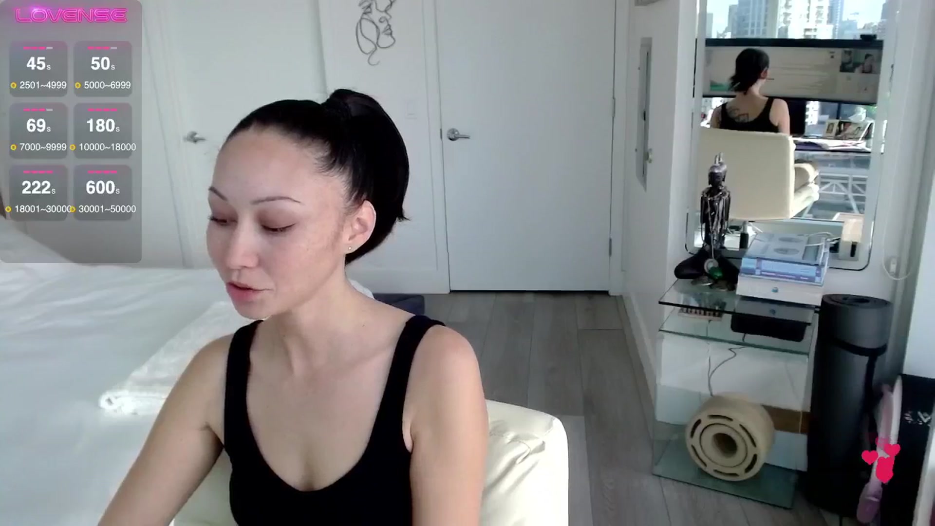 Gallery image thumbnail from BitcoinB00M's myfreecams stream on, 01/20/2025, 22:33 image 6 of 20