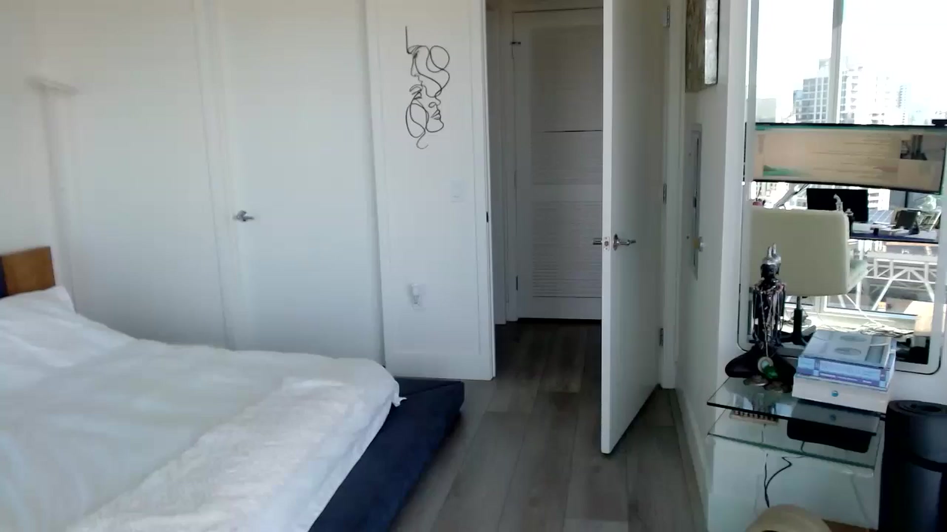 Gallery image thumbnail from BitcoinB00M's myfreecams stream on, 01/27/2025, 22:34 image 10 of 20