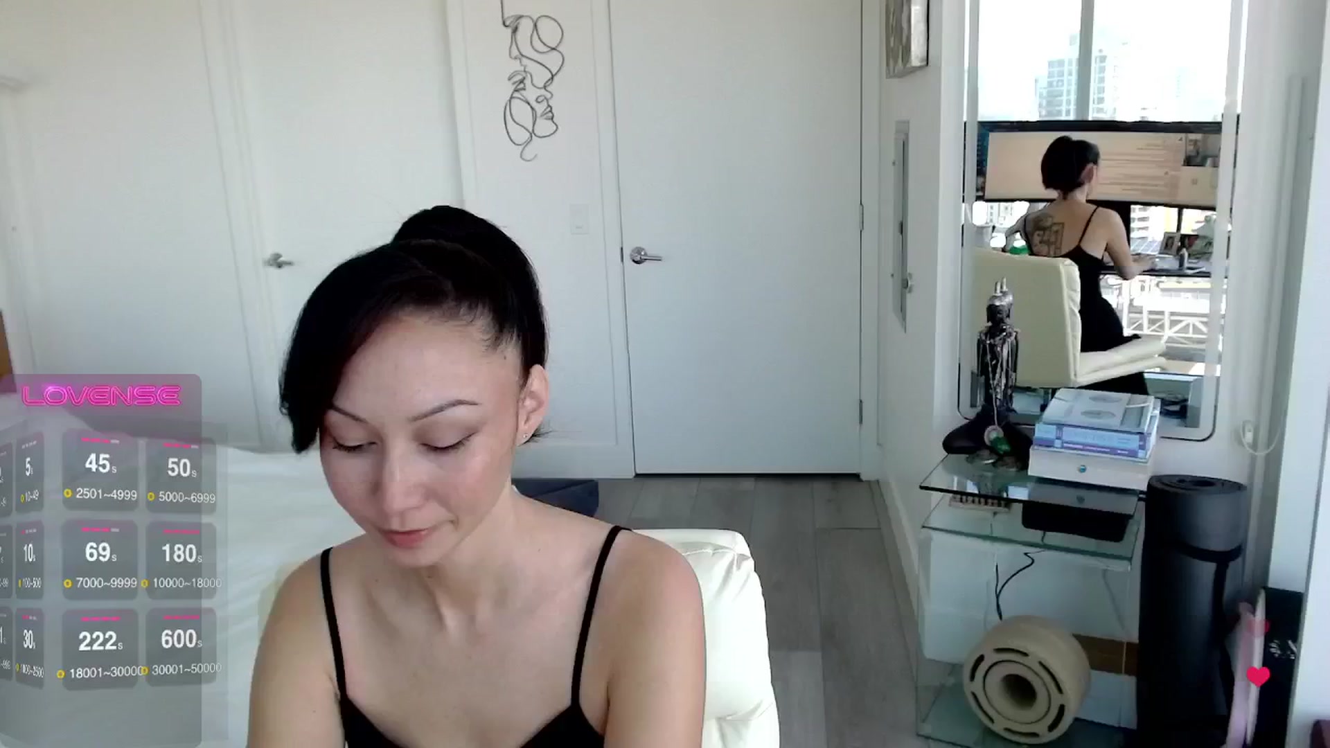Gallery image thumbnail from BitcoinB00M's myfreecams stream on, 02/01/2025, 21:14 image 16 of 20
