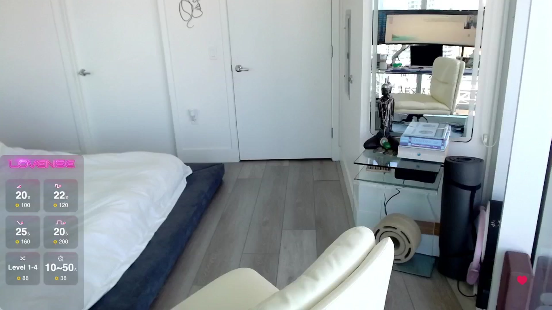 Gallery image thumbnail from BitcoinB00M's myfreecams stream on, 02/01/2025, 21:14 image 3 of 20
