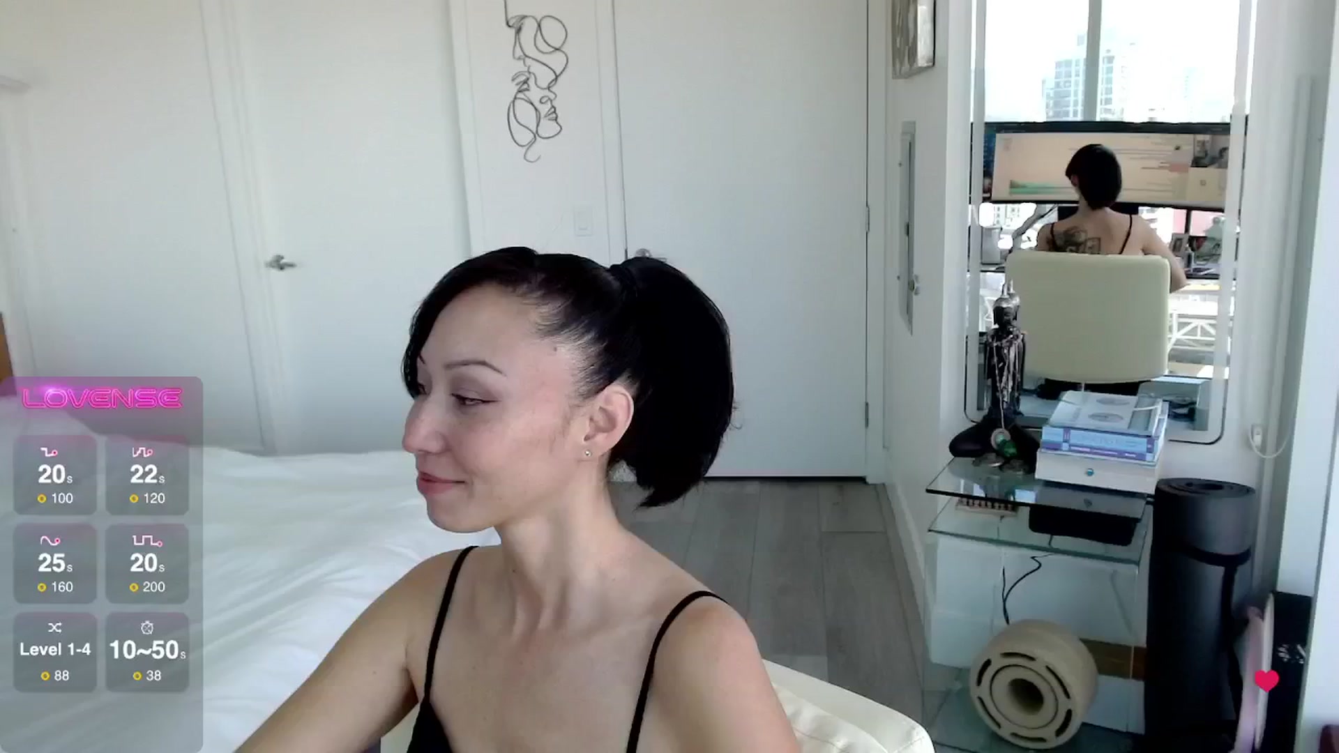 Gallery image thumbnail from BitcoinB00M's myfreecams stream on, 02/01/2025, 21:14 image 17 of 20