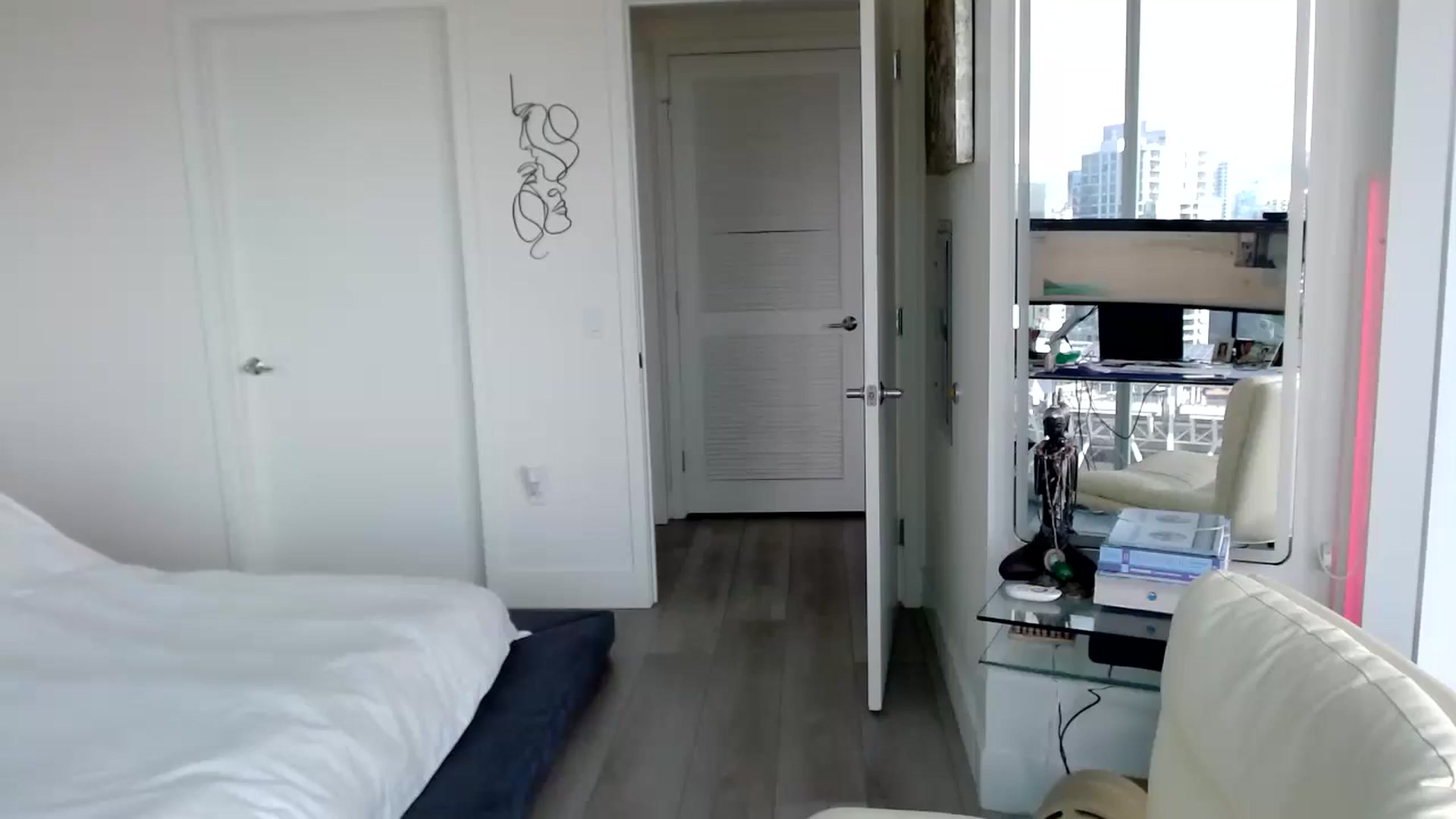 Gallery image thumbnail from BitcoinB00M's myfreecams stream on, 02/06/2025, 22:26 image 1 of 20