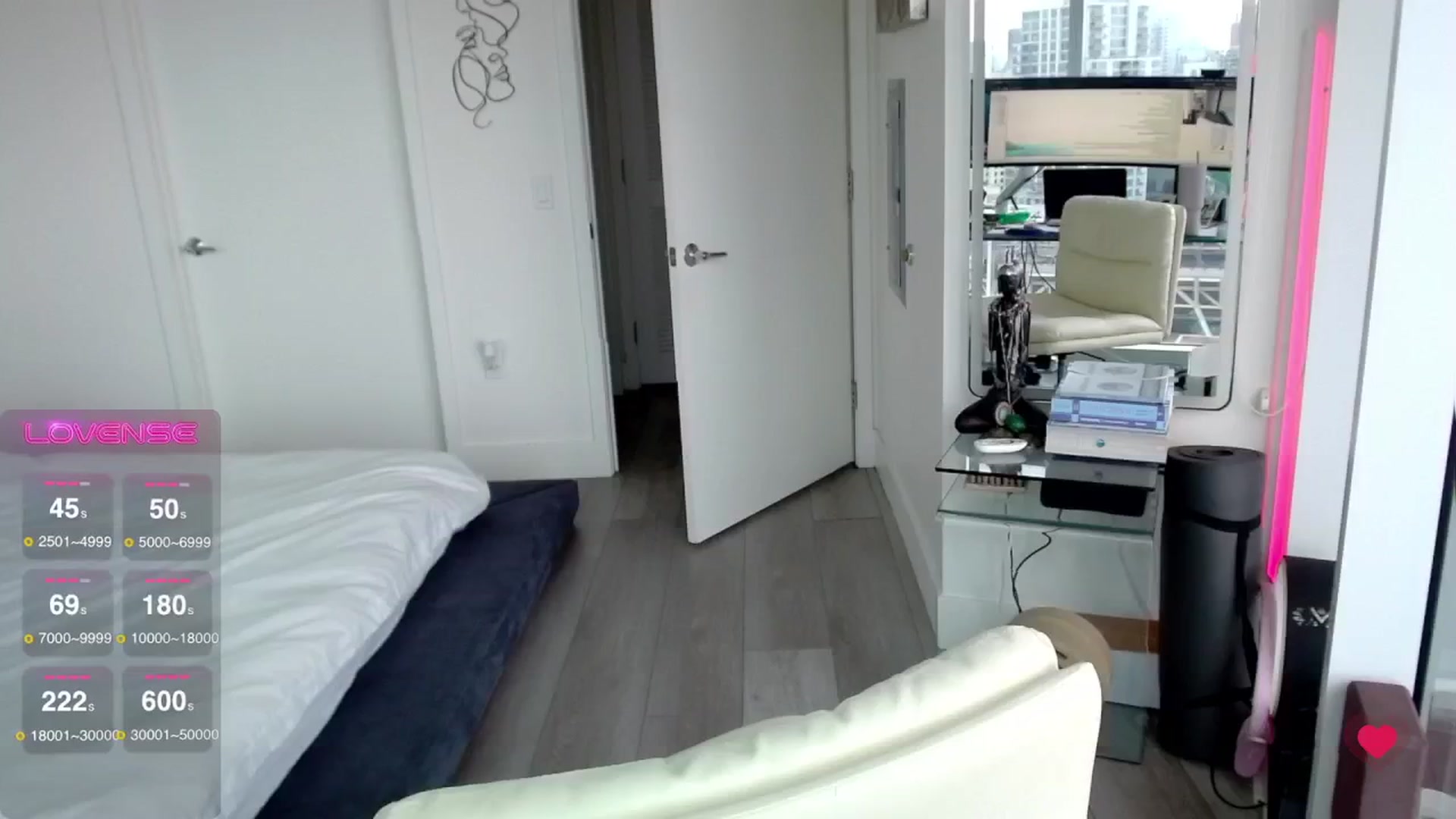 Gallery image thumbnail from BitcoinB00M's myfreecams stream on, 02/13/2025, 21:57 image 8 of 20