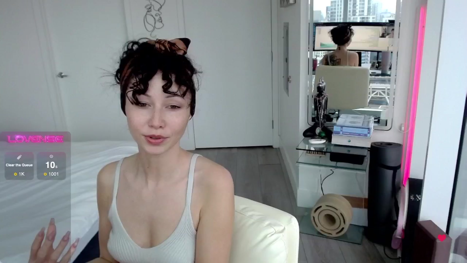 Gallery image thumbnail from BitcoinB00M's myfreecams stream on, 02/13/2025, 22:54 image 4 of 20