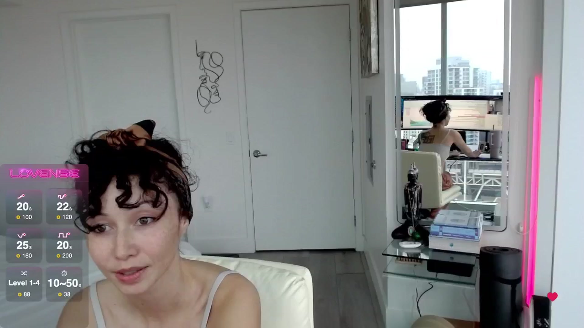 Gallery image thumbnail from BitcoinB00M's myfreecams stream on, 02/13/2025, 22:54 image 14 of 20