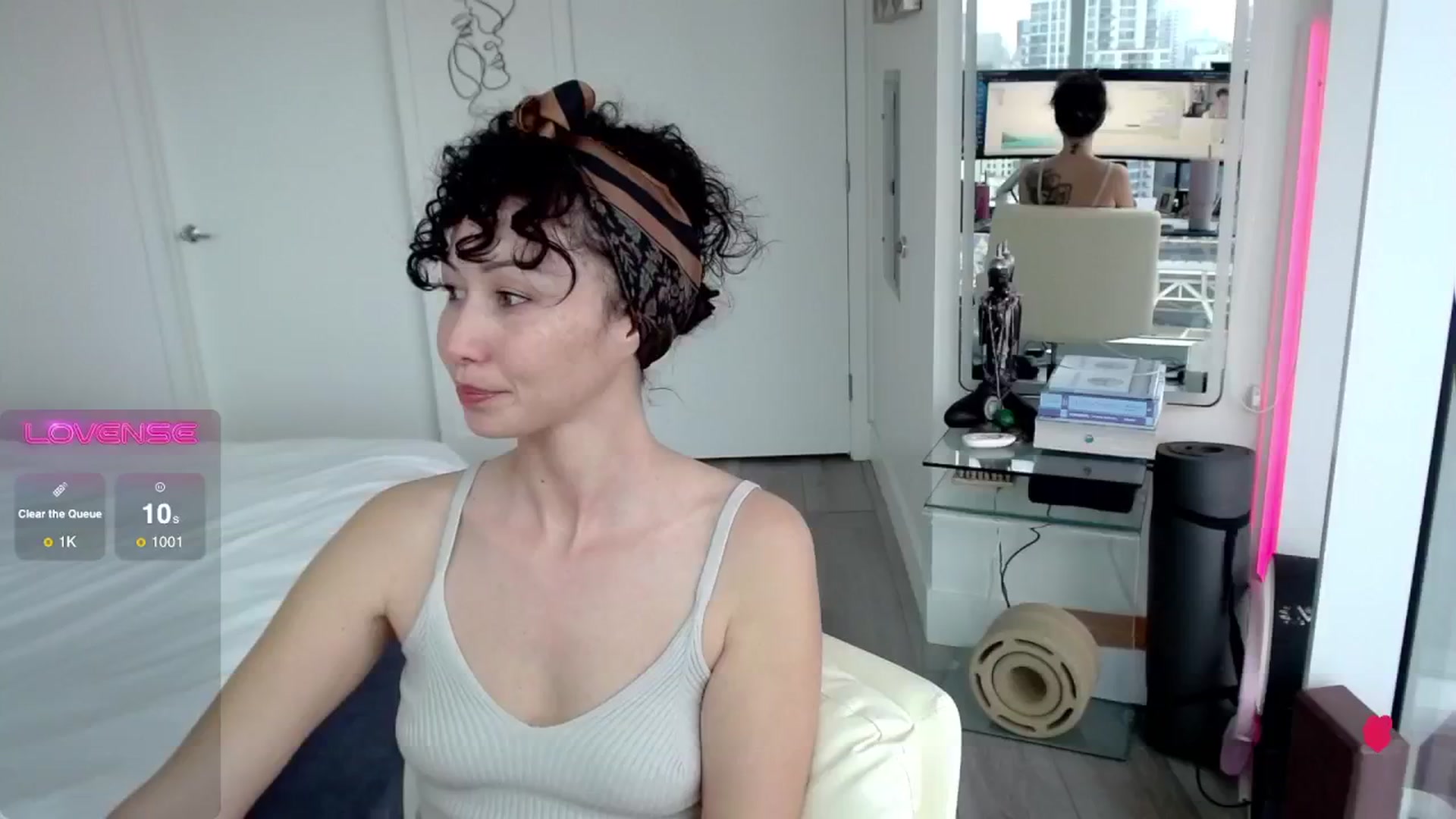 Gallery image thumbnail from BitcoinB00M's myfreecams stream on, 02/13/2025, 22:54 image 3 of 20