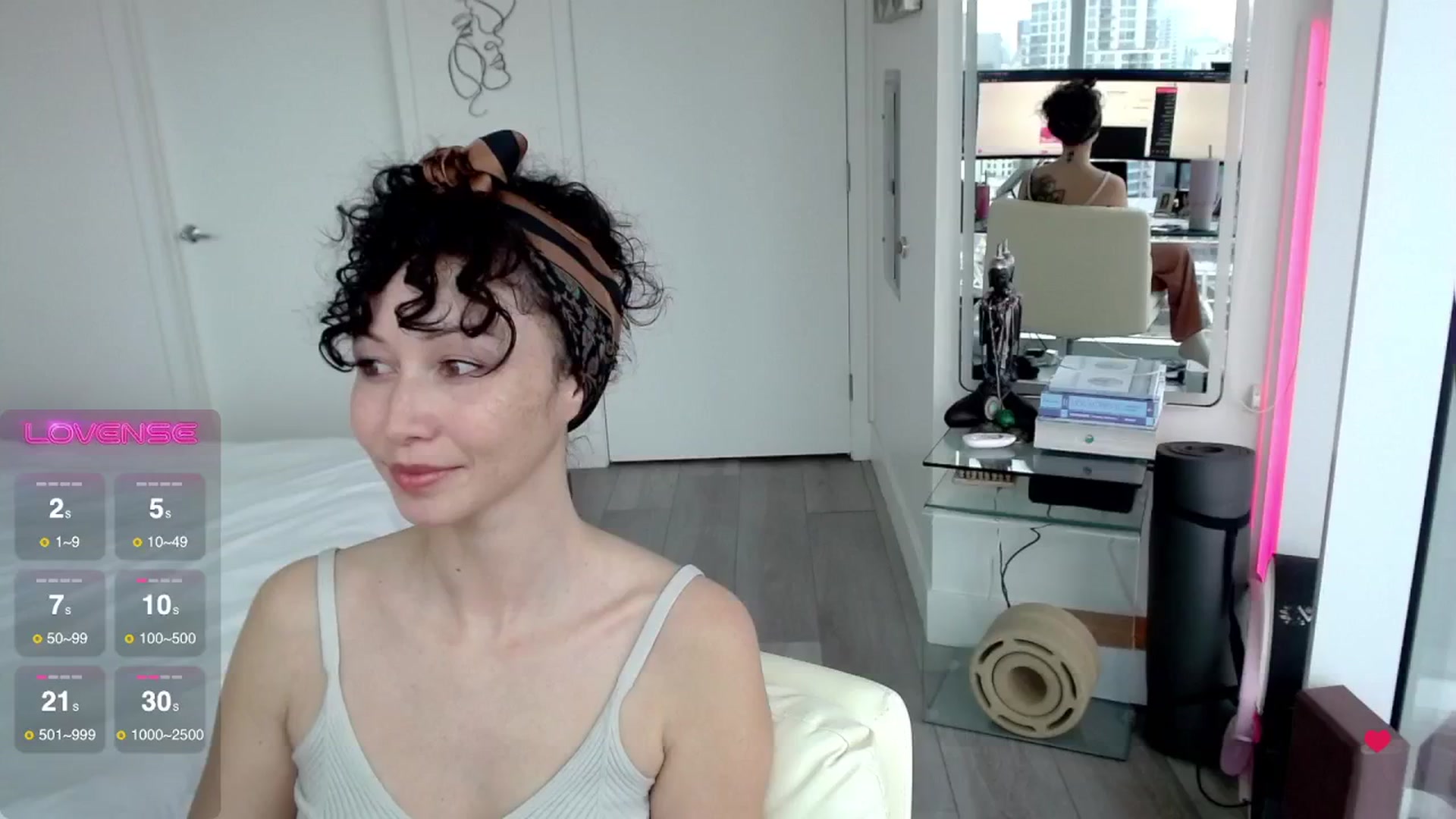 Gallery image thumbnail from BitcoinB00M's myfreecams stream on, 02/13/2025, 22:54 image 7 of 20