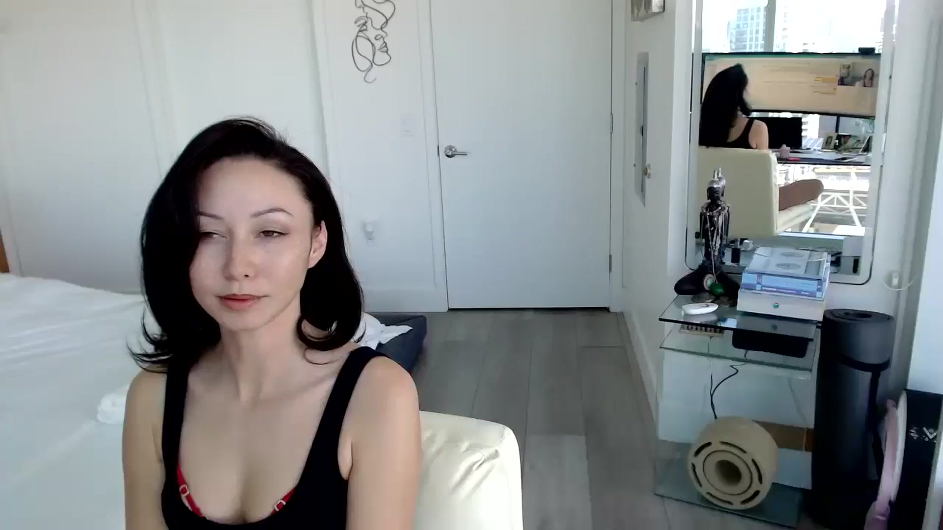Gallery image thumbnail from BitcoinB00M's myfreecams stream on, 02/15/2025, 20:55 image 16 of 20