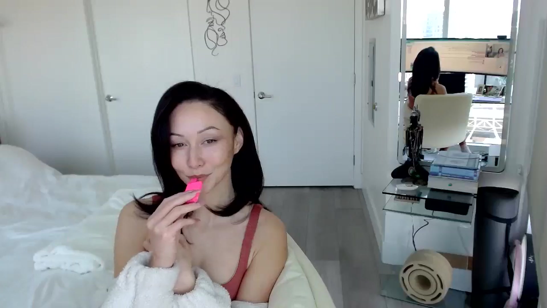 Gallery image thumbnail from BitcoinB00M's myfreecams stream on, 02/17/2025, 21:41 image 6 of 20