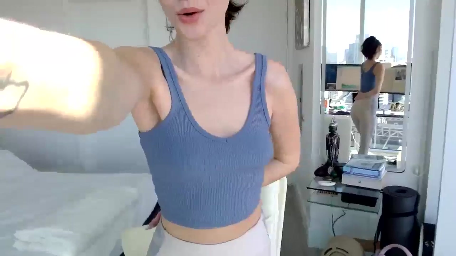 Gallery image thumbnail from BitcoinB00M's myfreecams stream on, 02/19/2025, 23:05 image 8 of 20