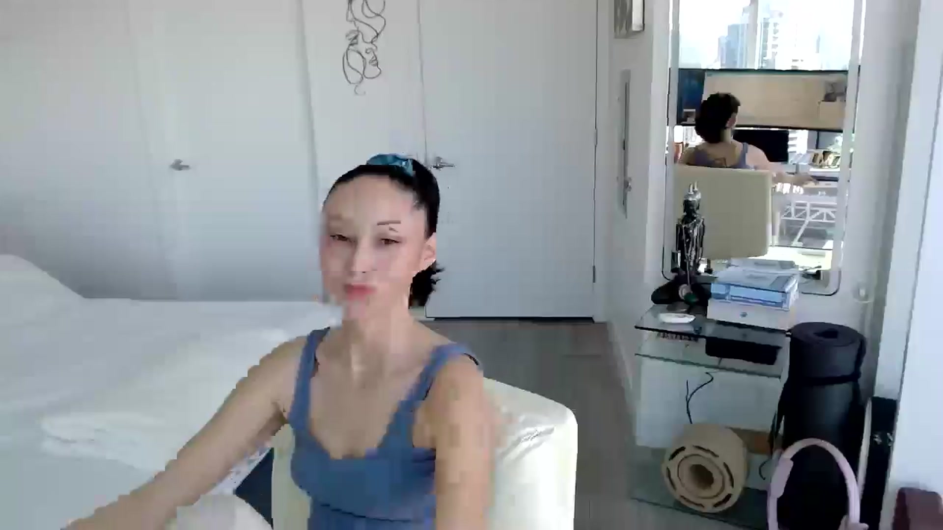 Gallery image thumbnail from BitcoinB00M's myfreecams stream on, 02/19/2025, 23:05 image 6 of 20