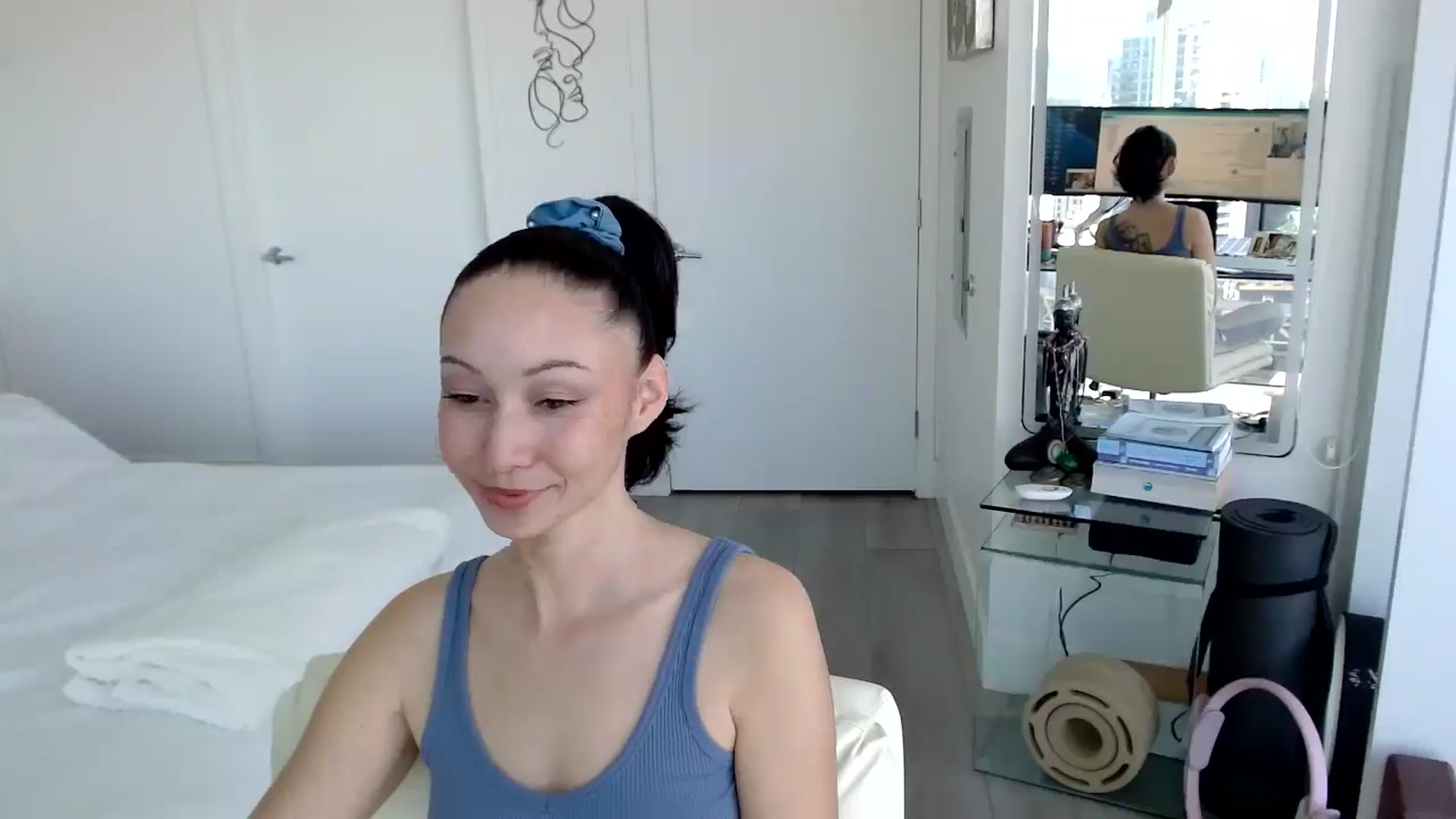 Gallery image thumbnail from BitcoinB00M's myfreecams stream on, 02/19/2025, 23:05 image 4 of 20