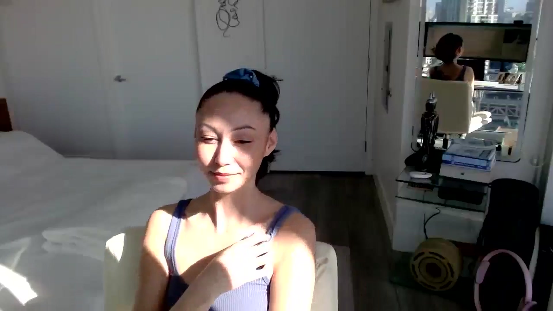 Gallery image thumbnail from BitcoinB00M's myfreecams stream on, 02/19/2025, 23:05 image 15 of 20